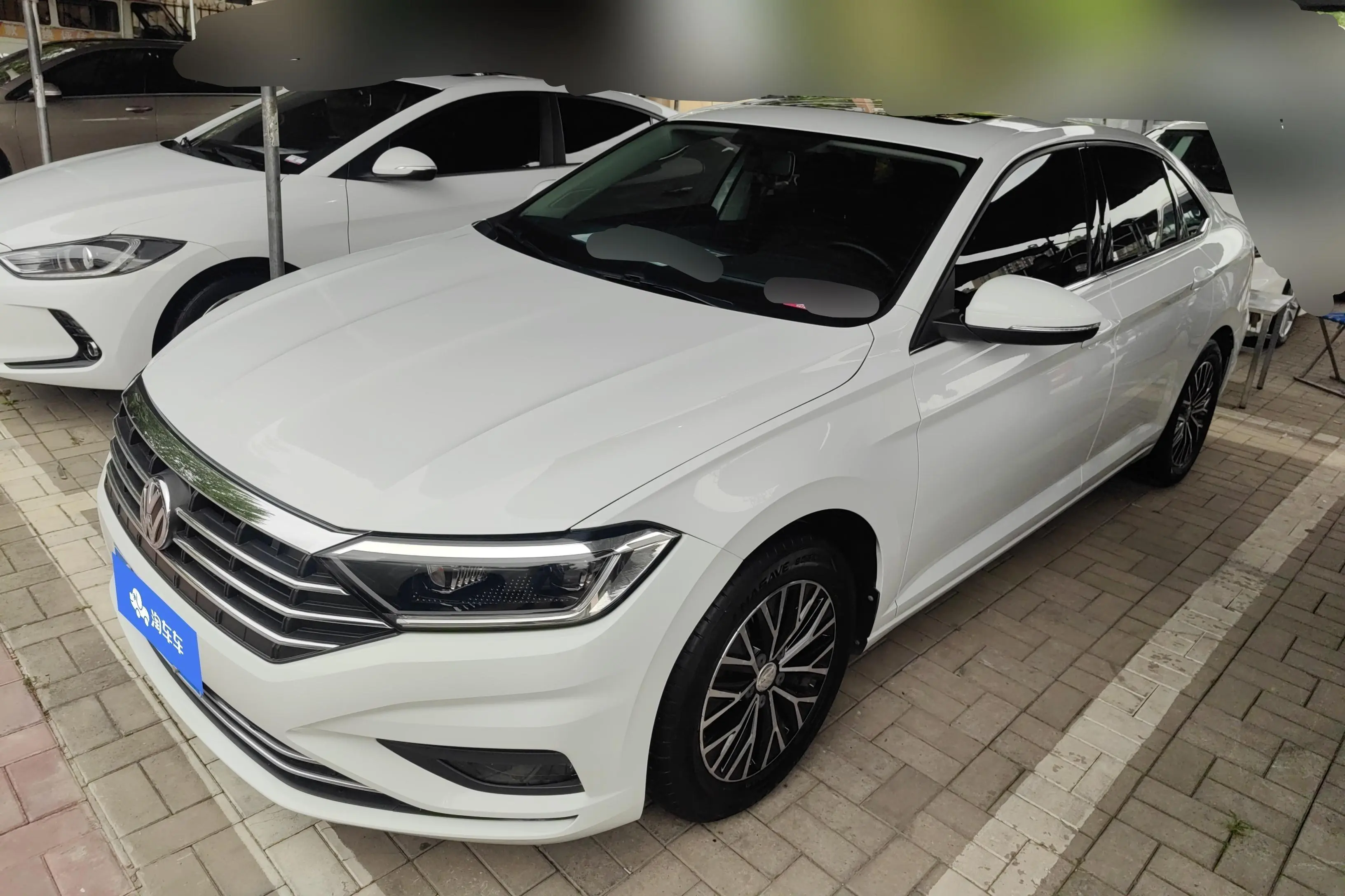 Volkswagen Sagitar  из Китая