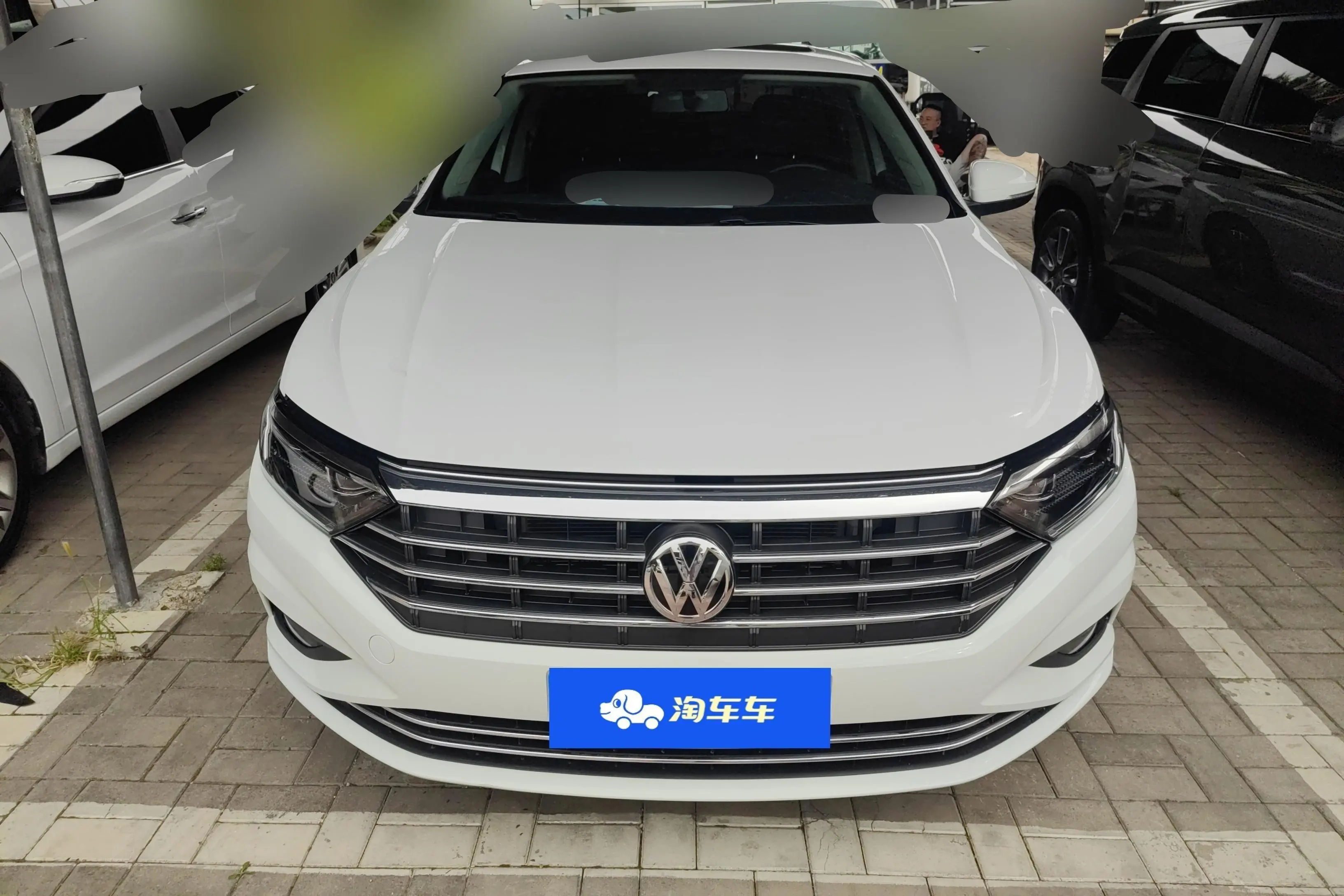 Volkswagen Sagitar  из Китая