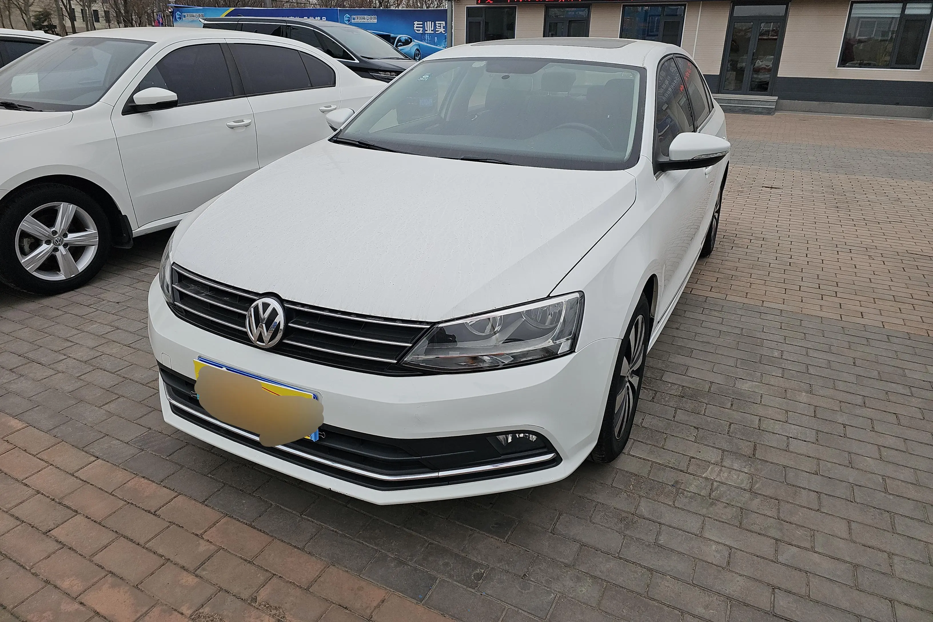 Volkswagen Sagitar  из Китая