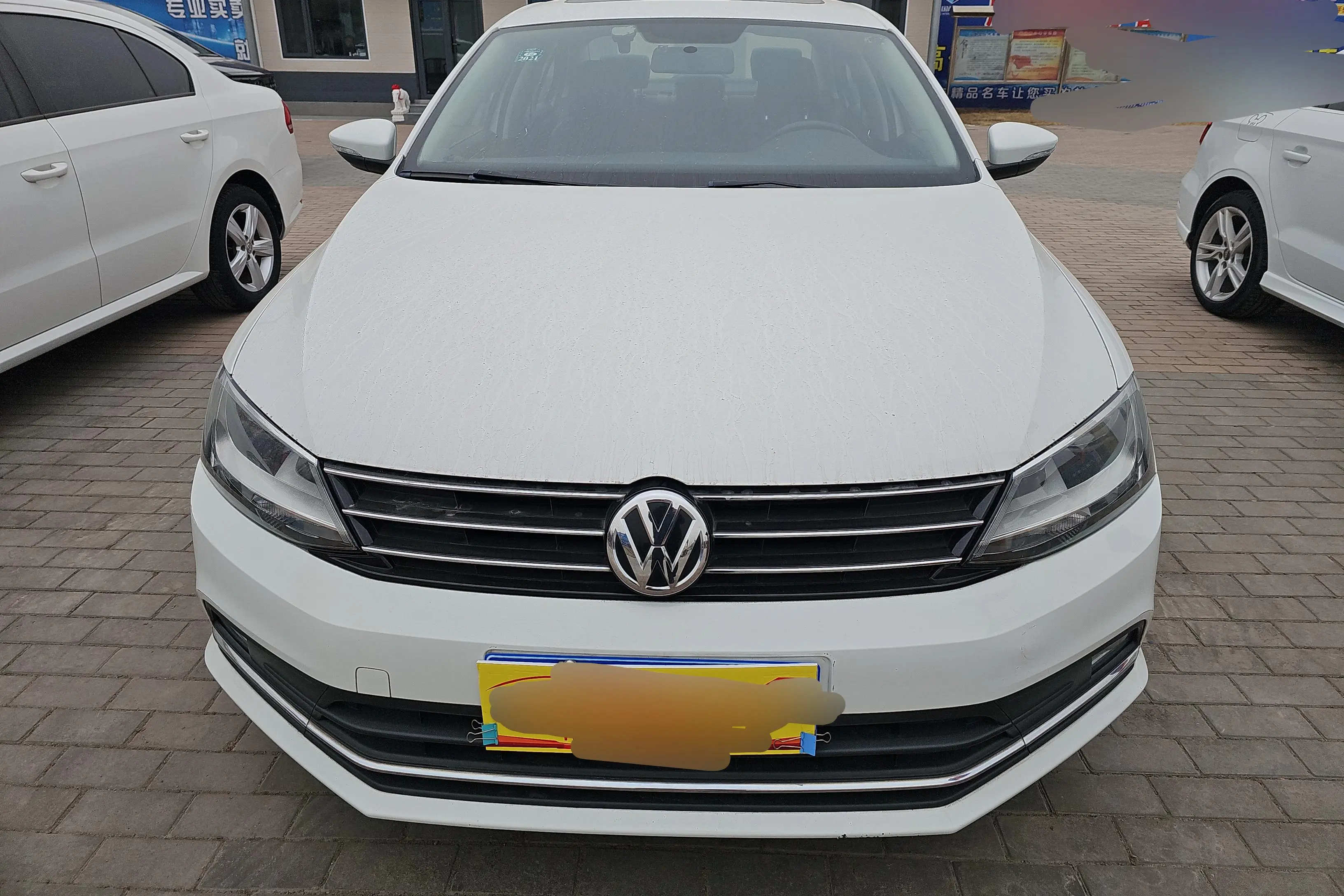 Volkswagen Sagitar  из Китая