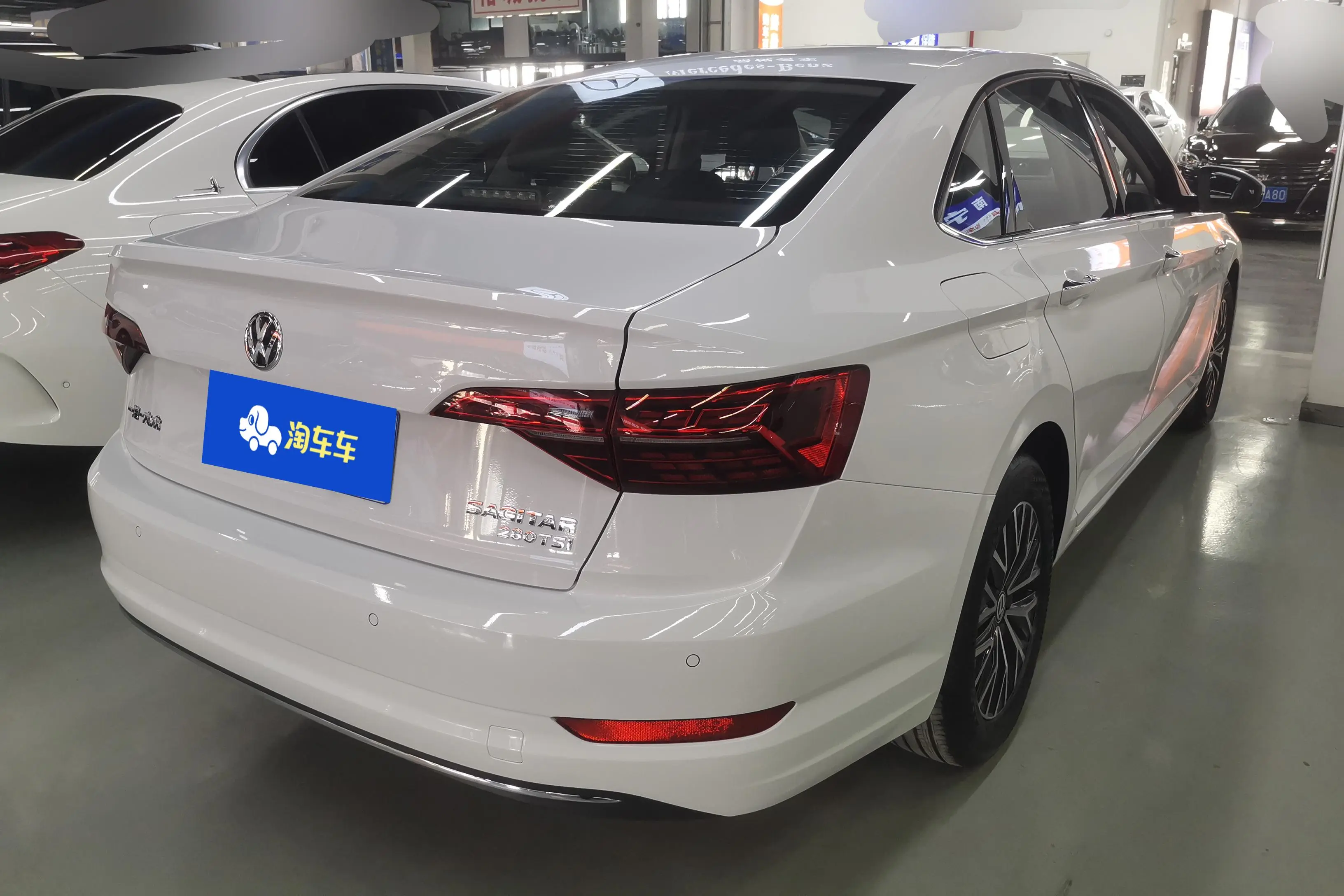 Volkswagen Sagitar  из Китая