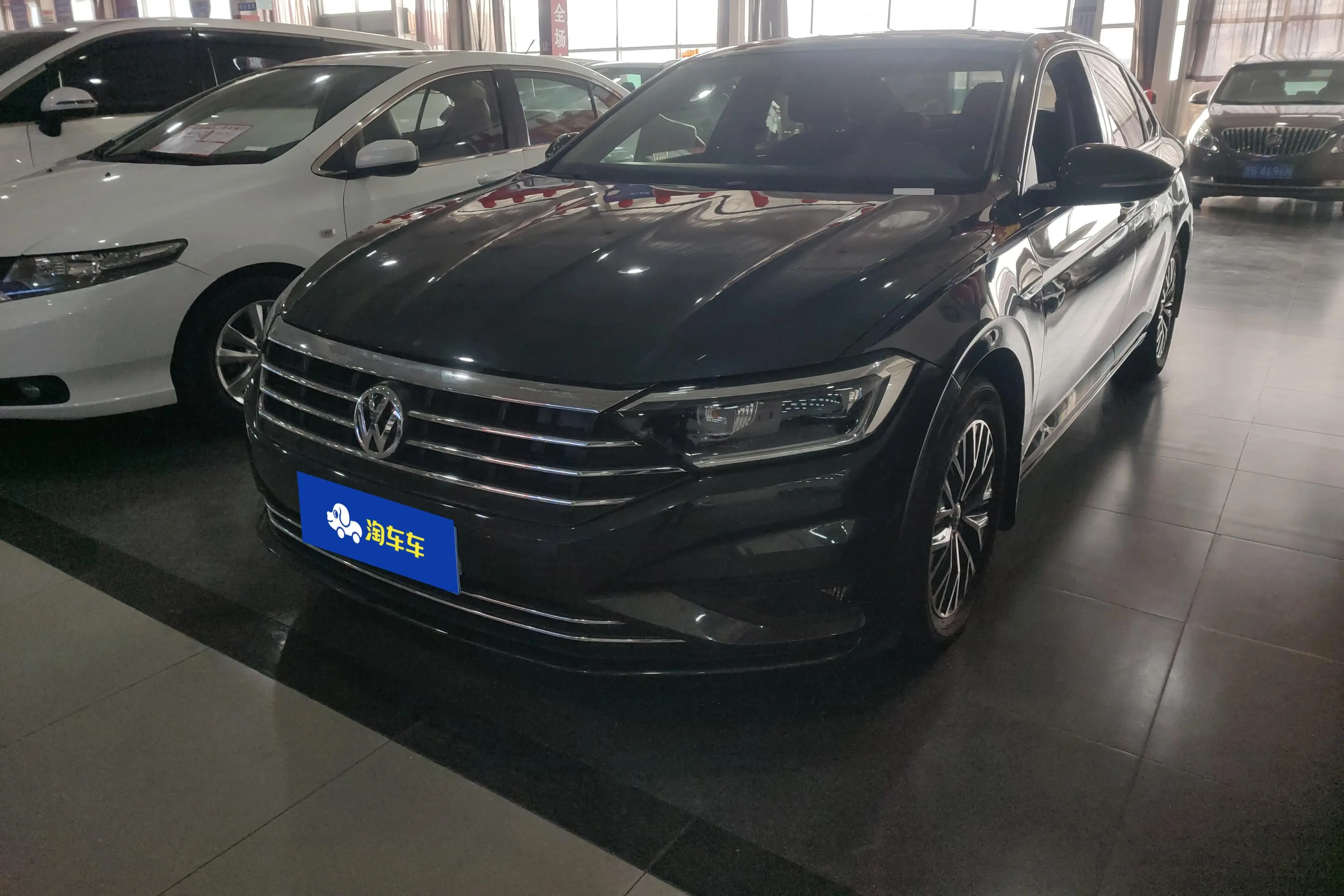 Volkswagen Sagitar  из Китая