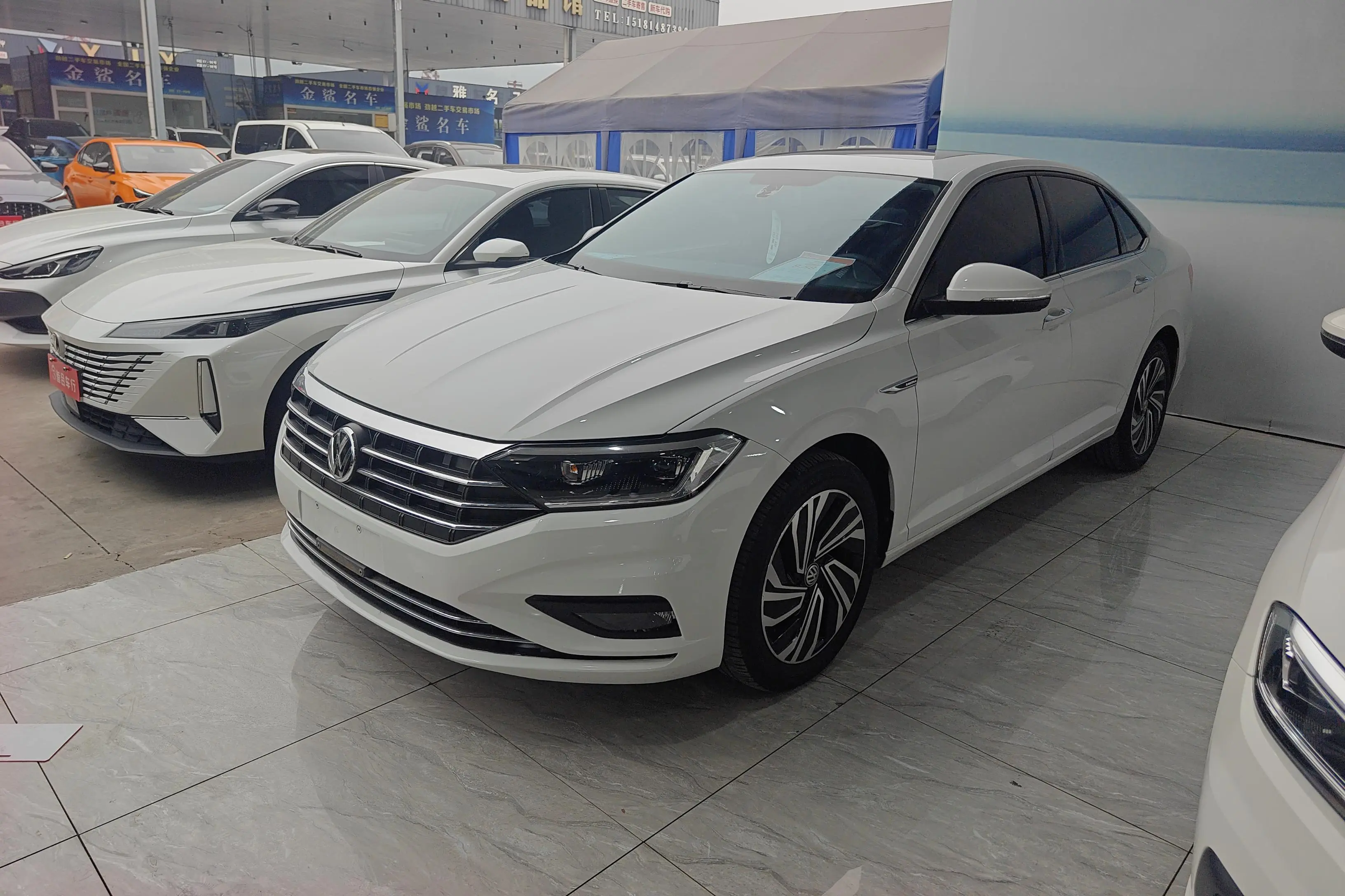 Volkswagen Sagitar  из Китая