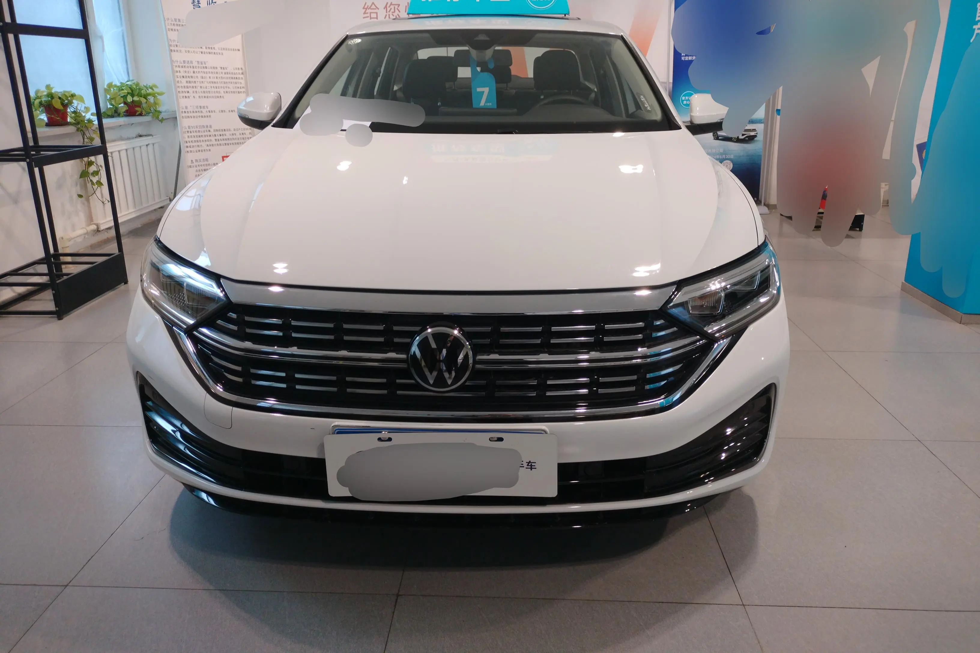 Volkswagen Sagitar  из Китая