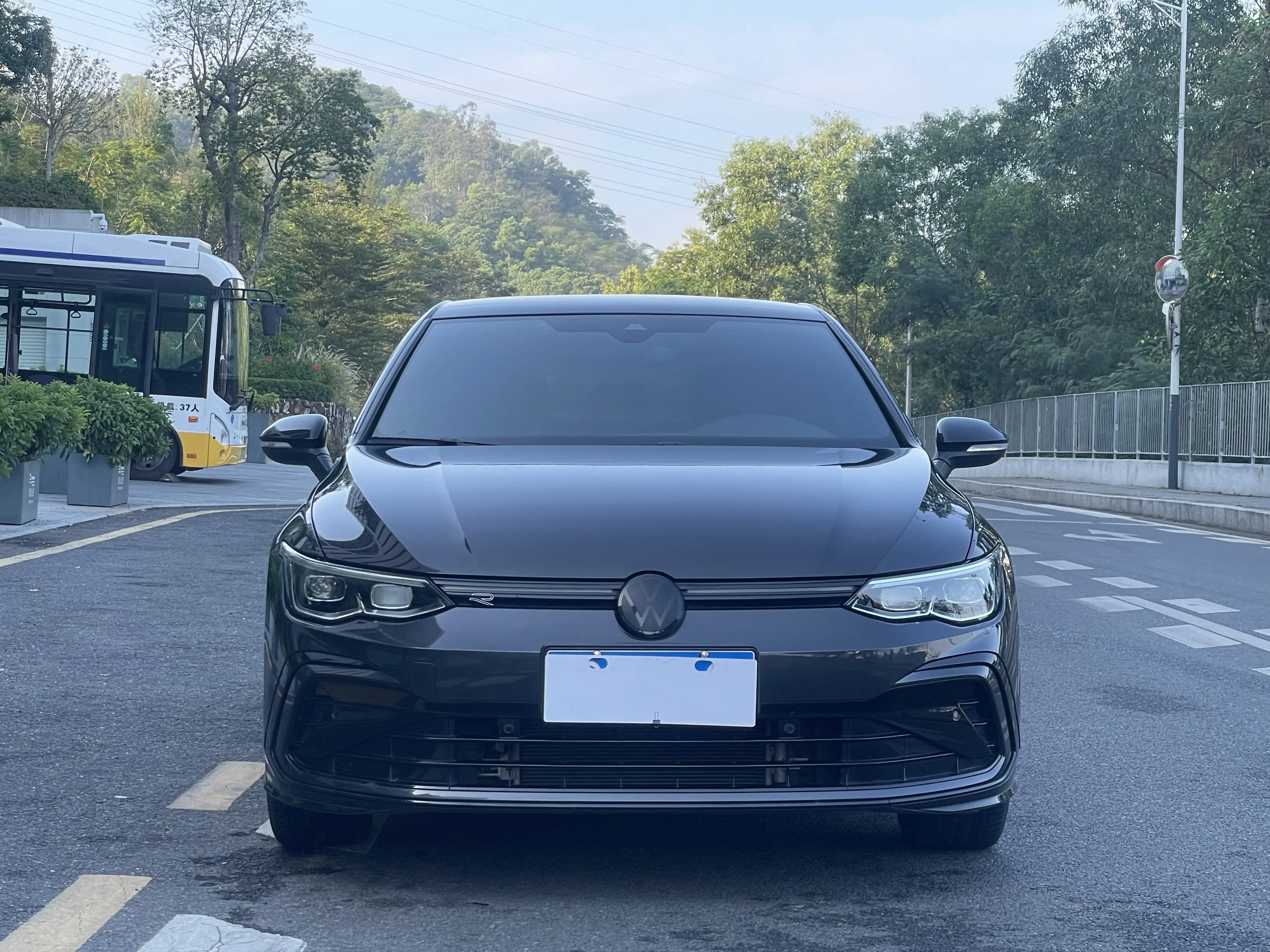 Volkswagen Golf  из Китая