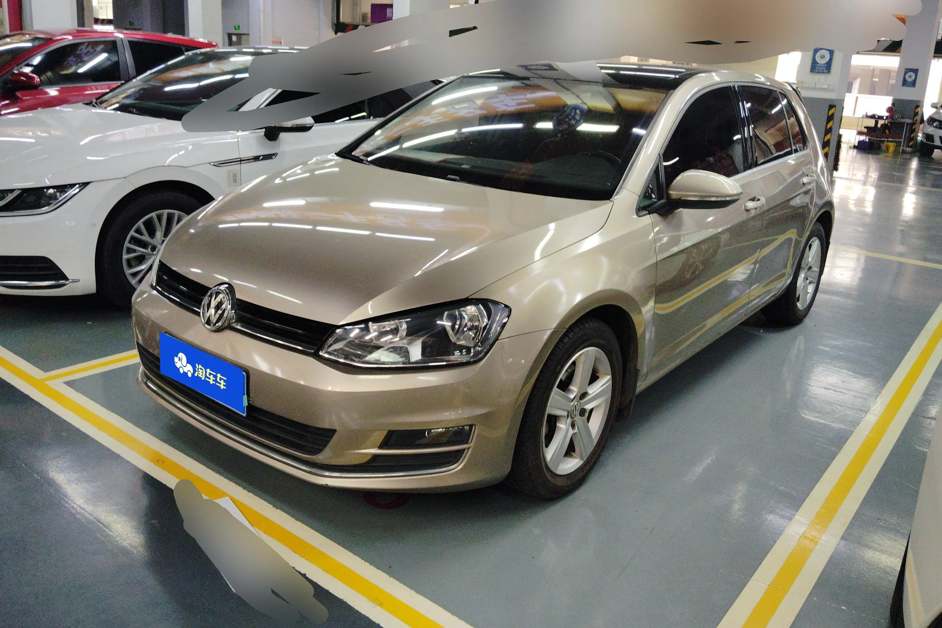 Volkswagen Golf  из Китая