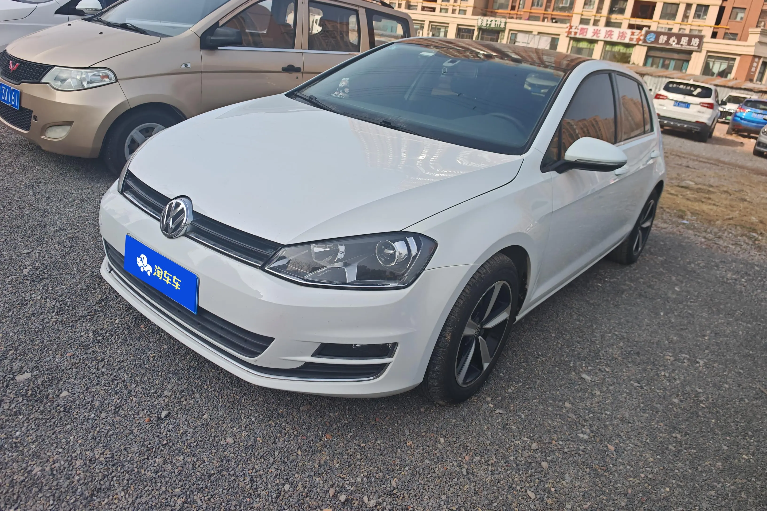 Volkswagen Golf  из Китая