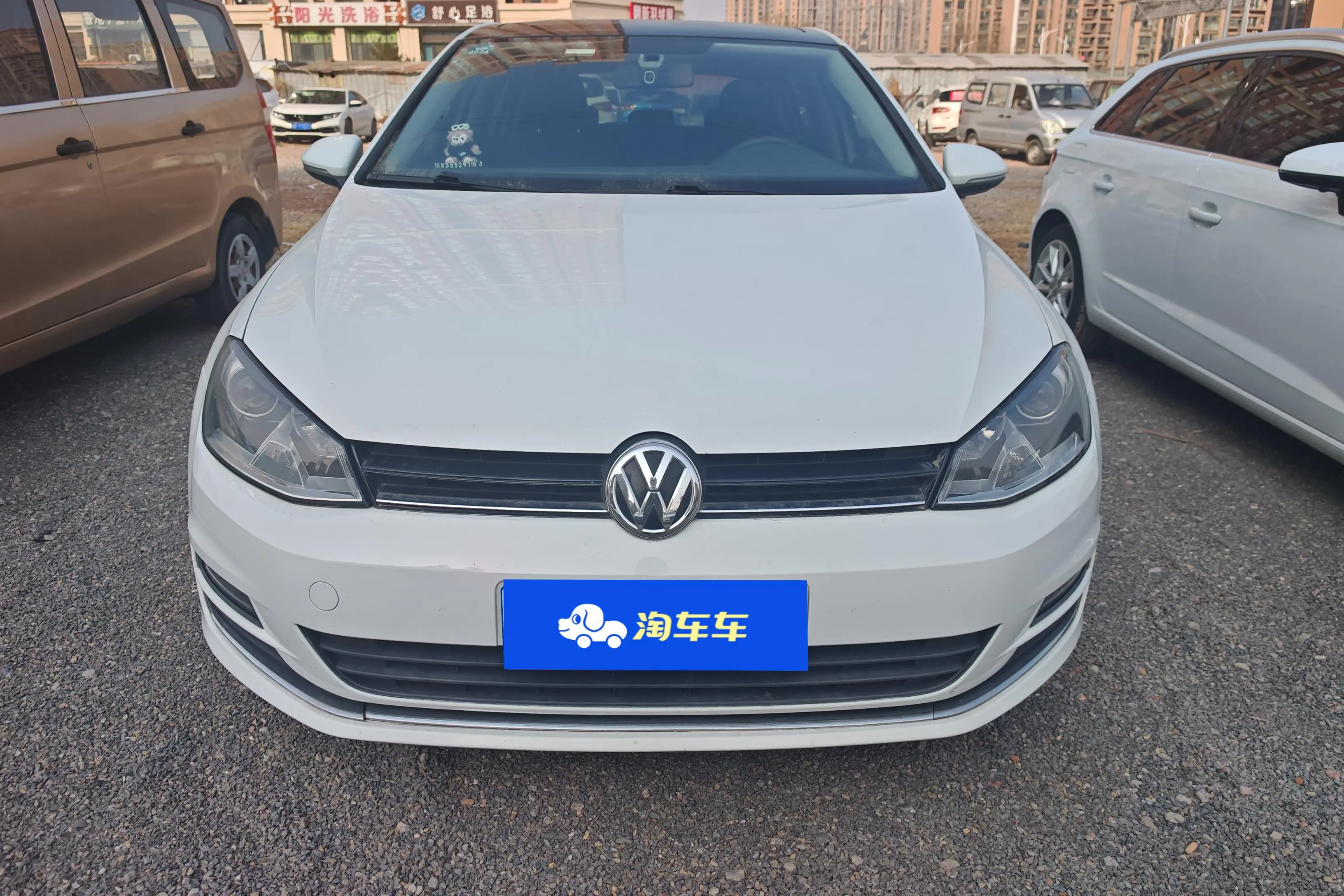 Volkswagen Golf  из Китая
