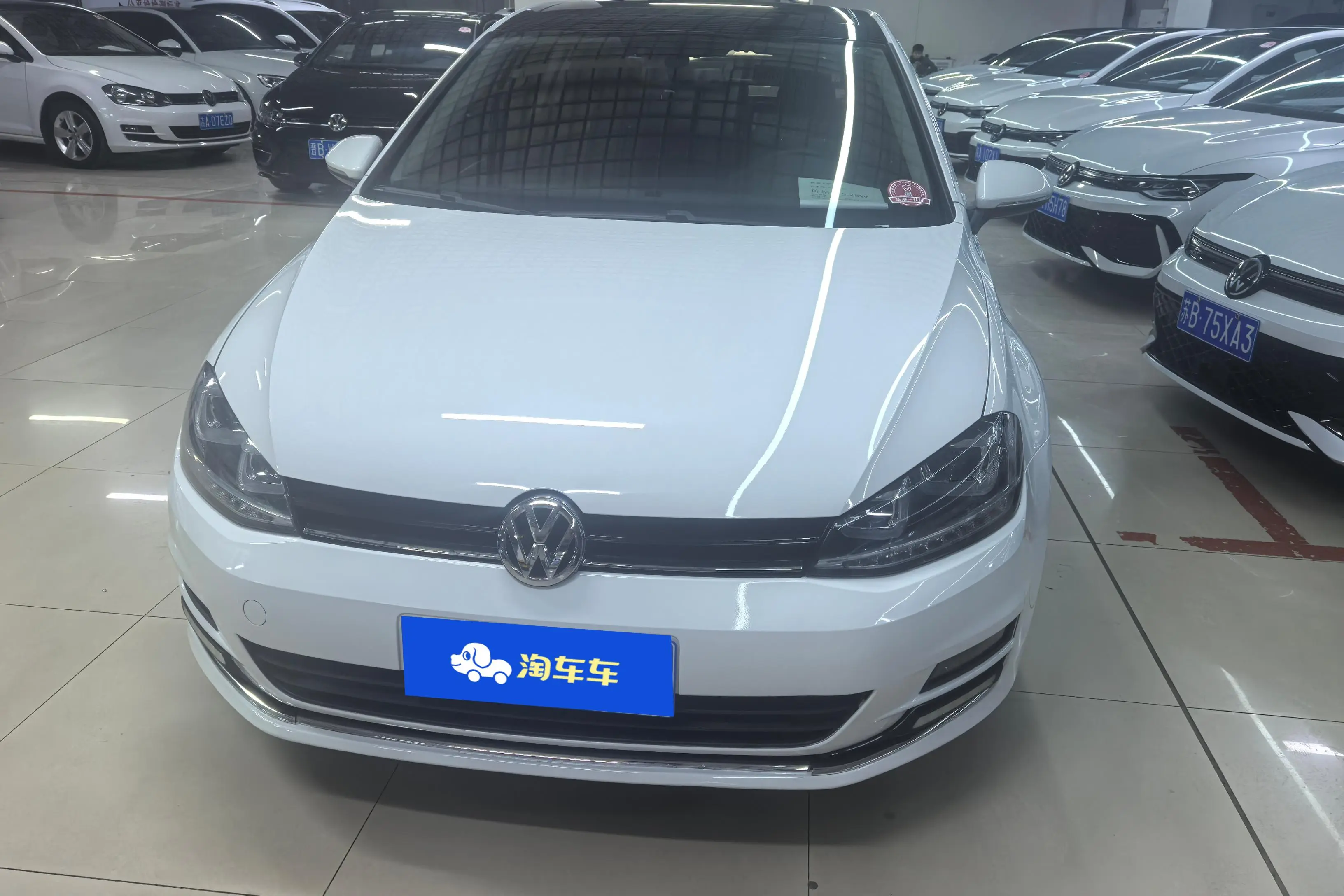 Volkswagen Golf  из Китая