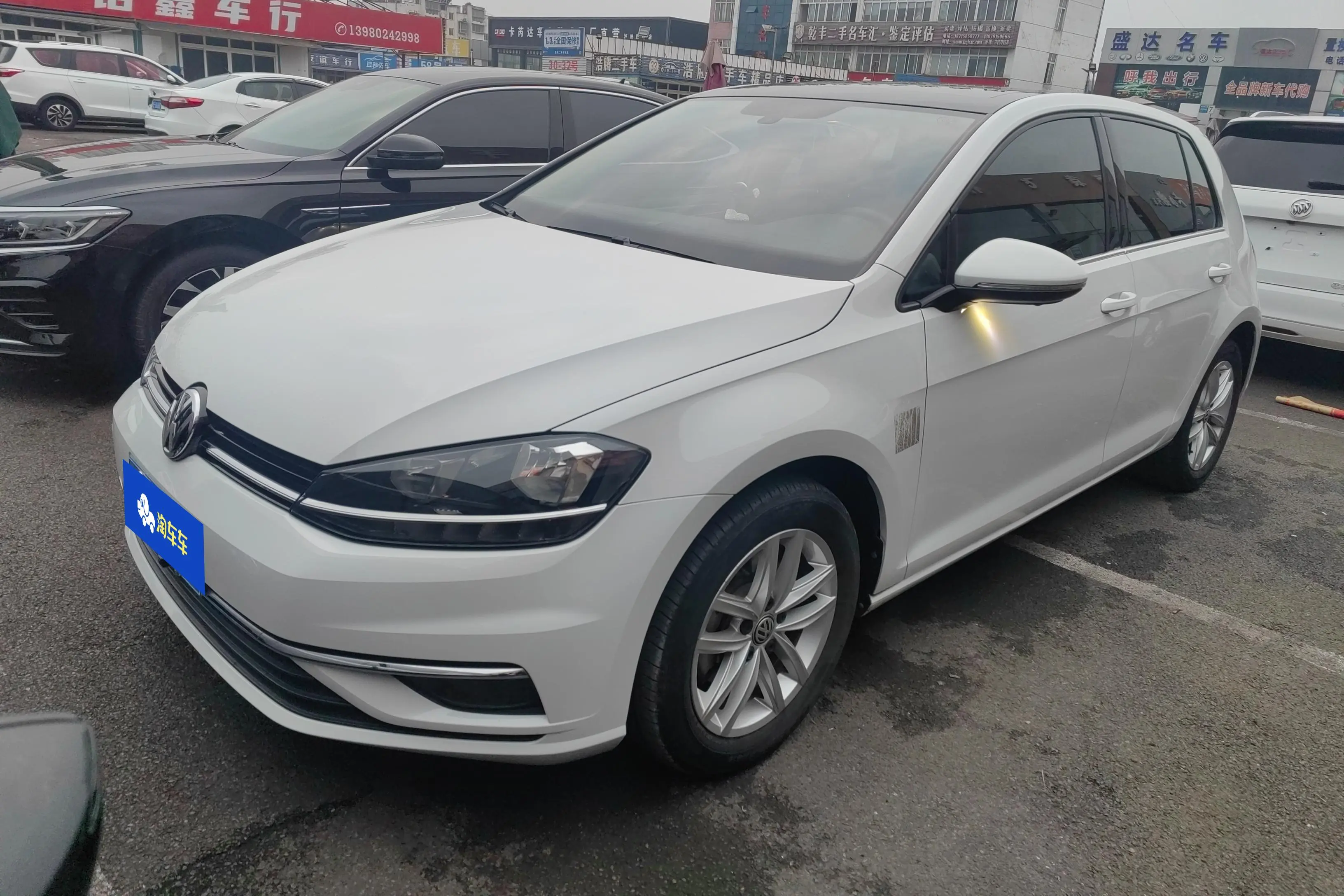 Volkswagen Golf  из Китая