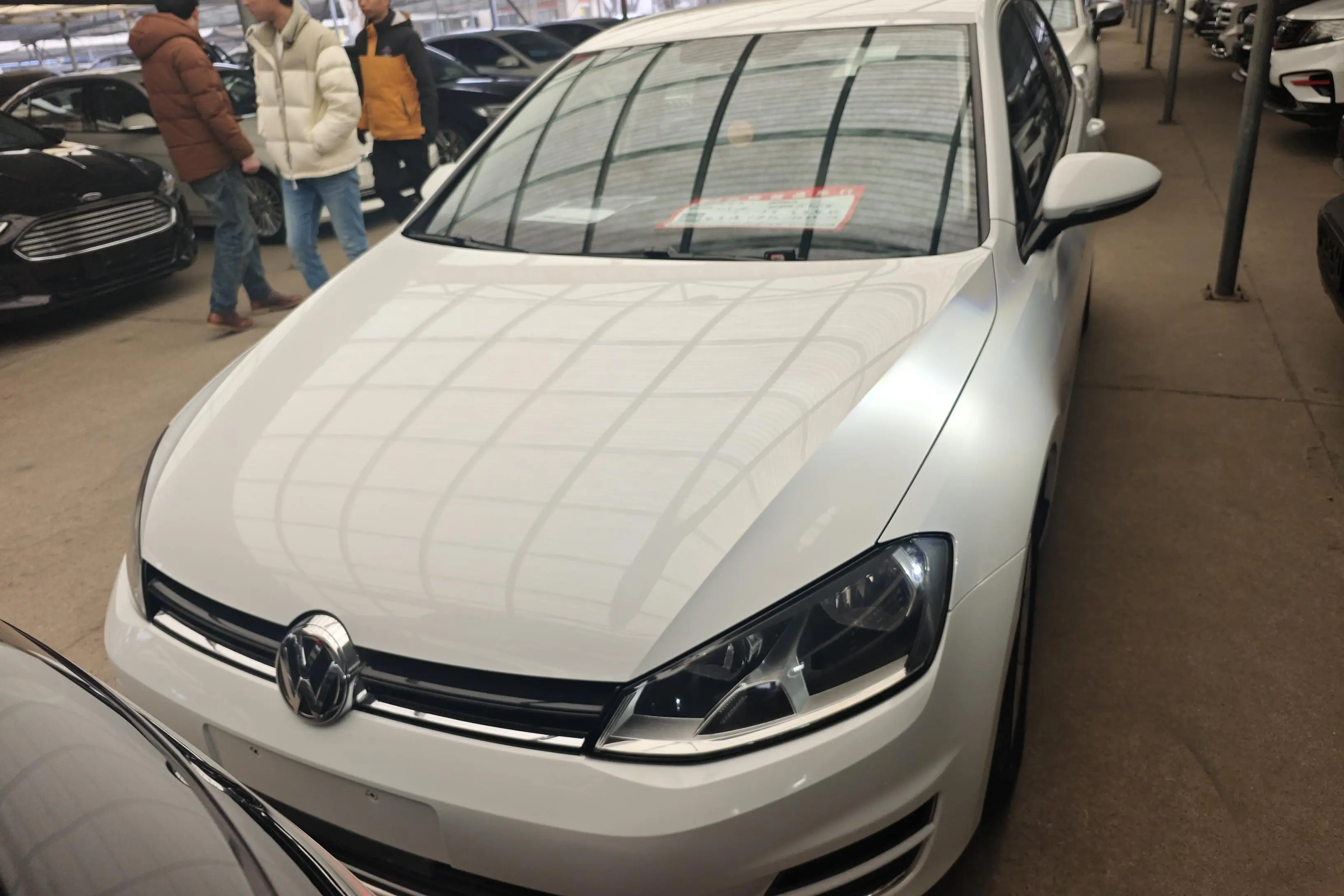 Volkswagen Golf  из Китая