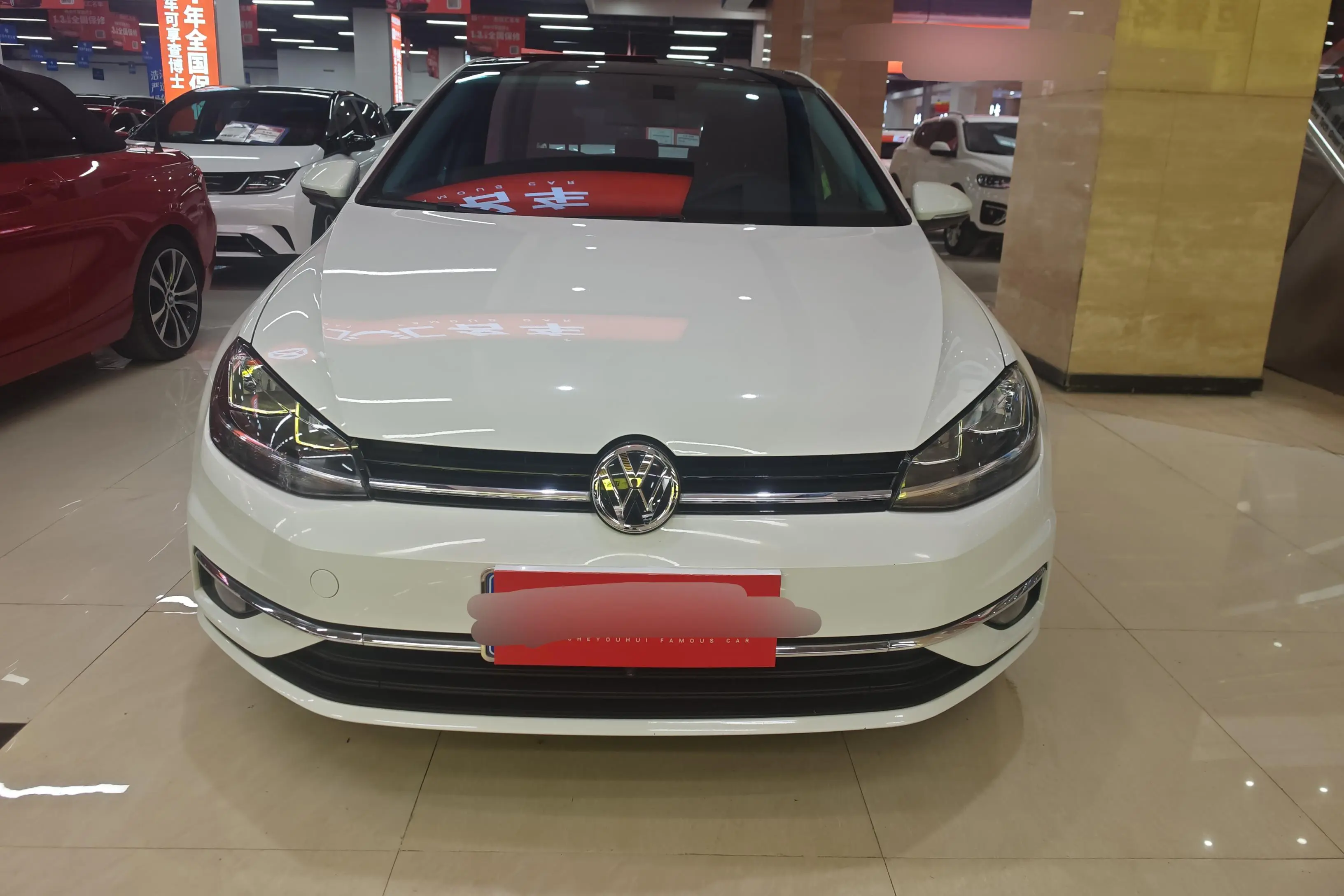 Volkswagen Golf  из Китая