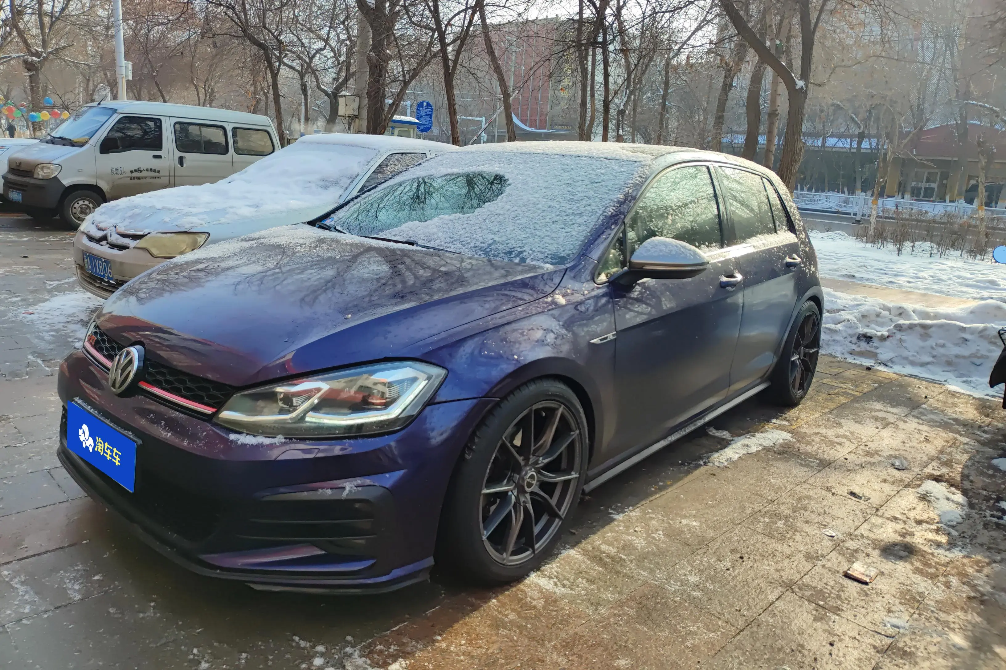Volkswagen Golf  из Китая