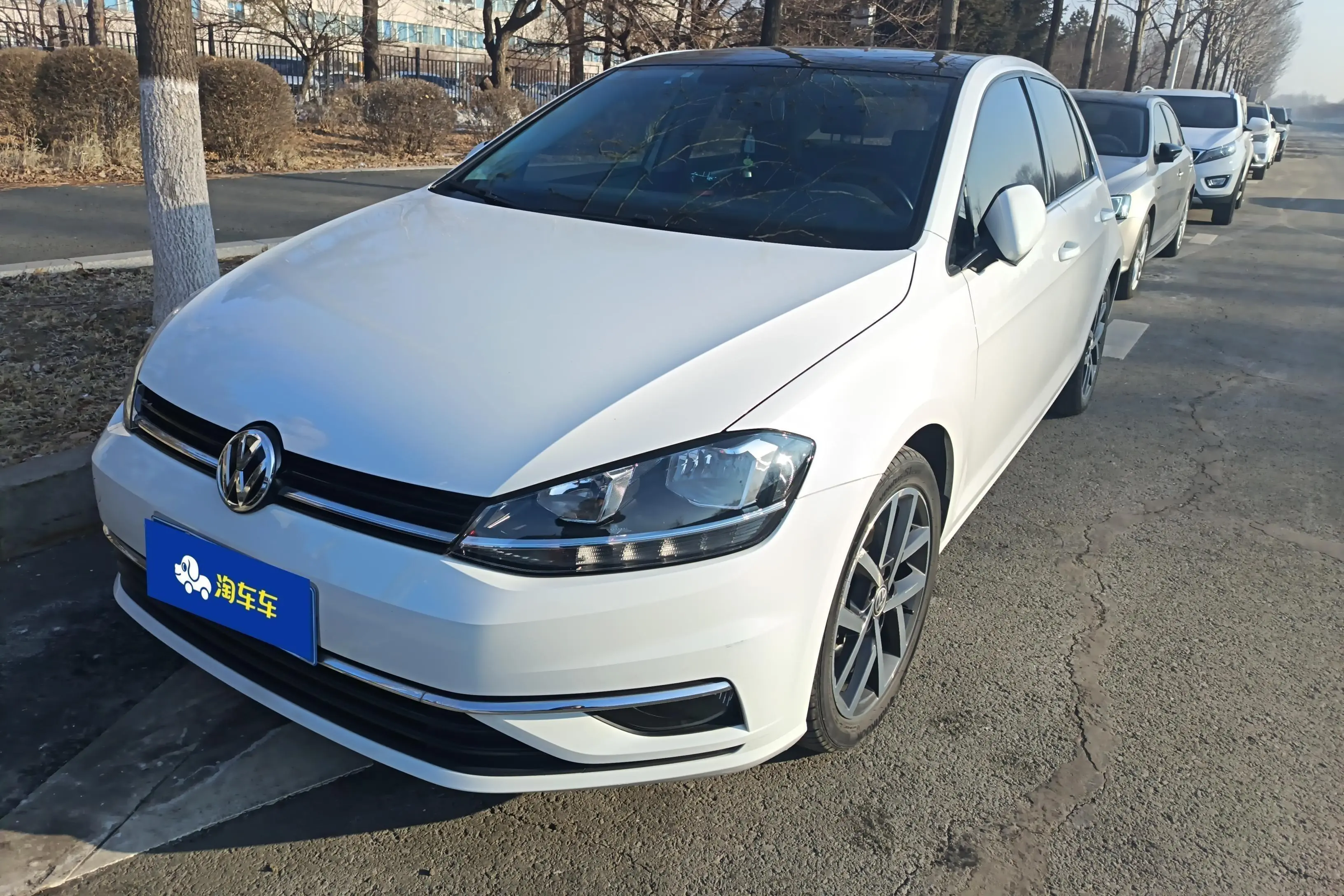 Volkswagen Golf  из Китая