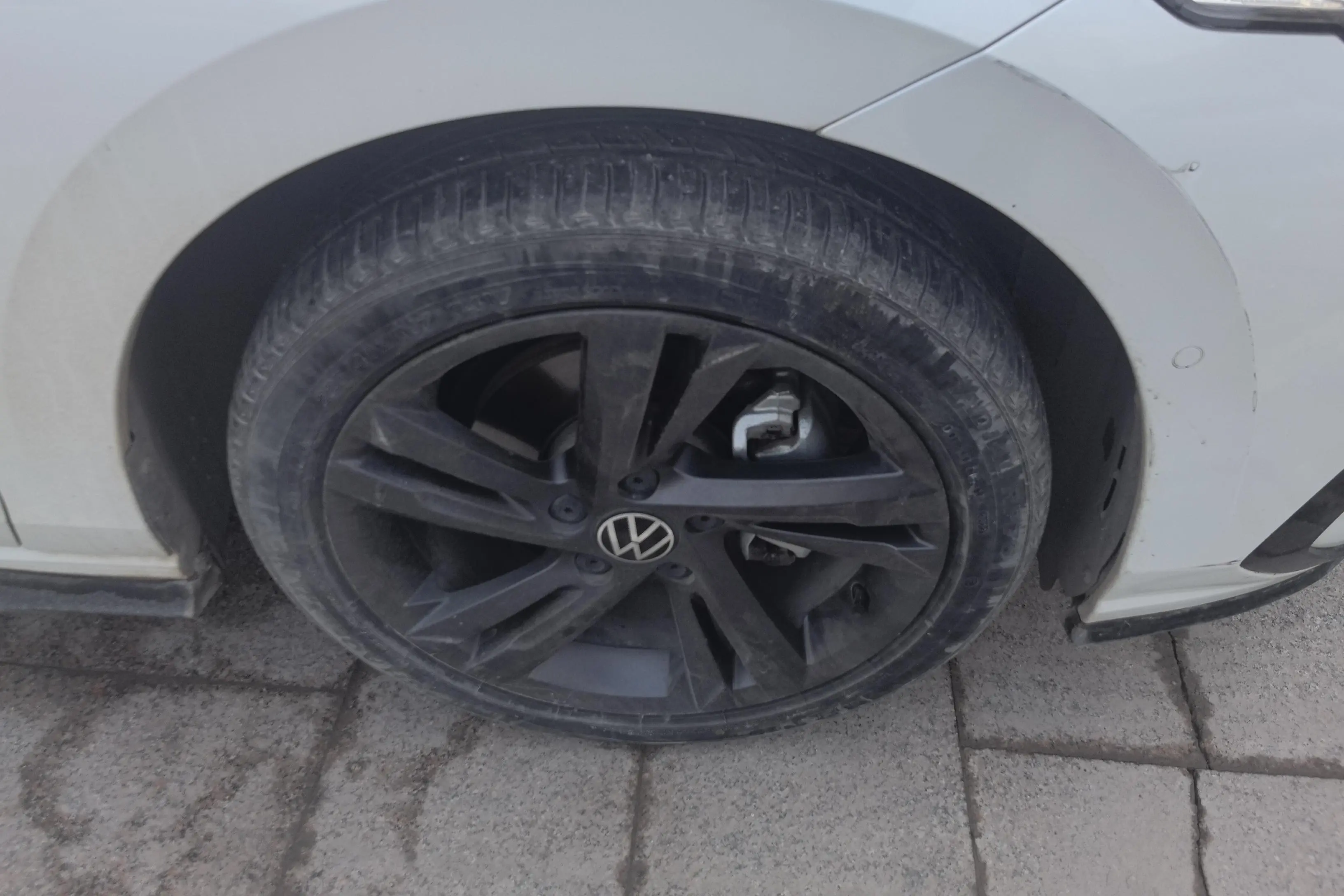 Volkswagen Golf  из Китая