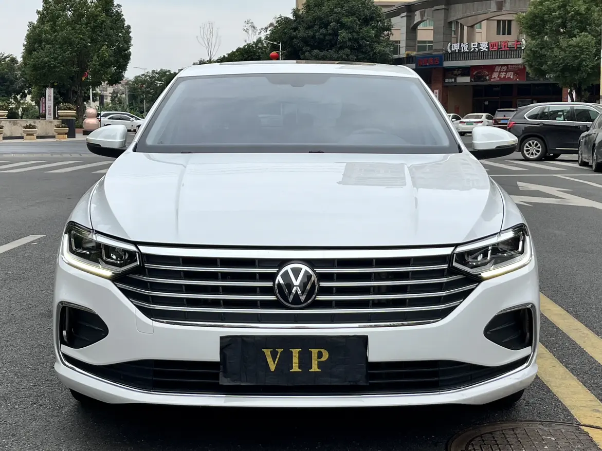 Volkswagen Lavida  из Китая