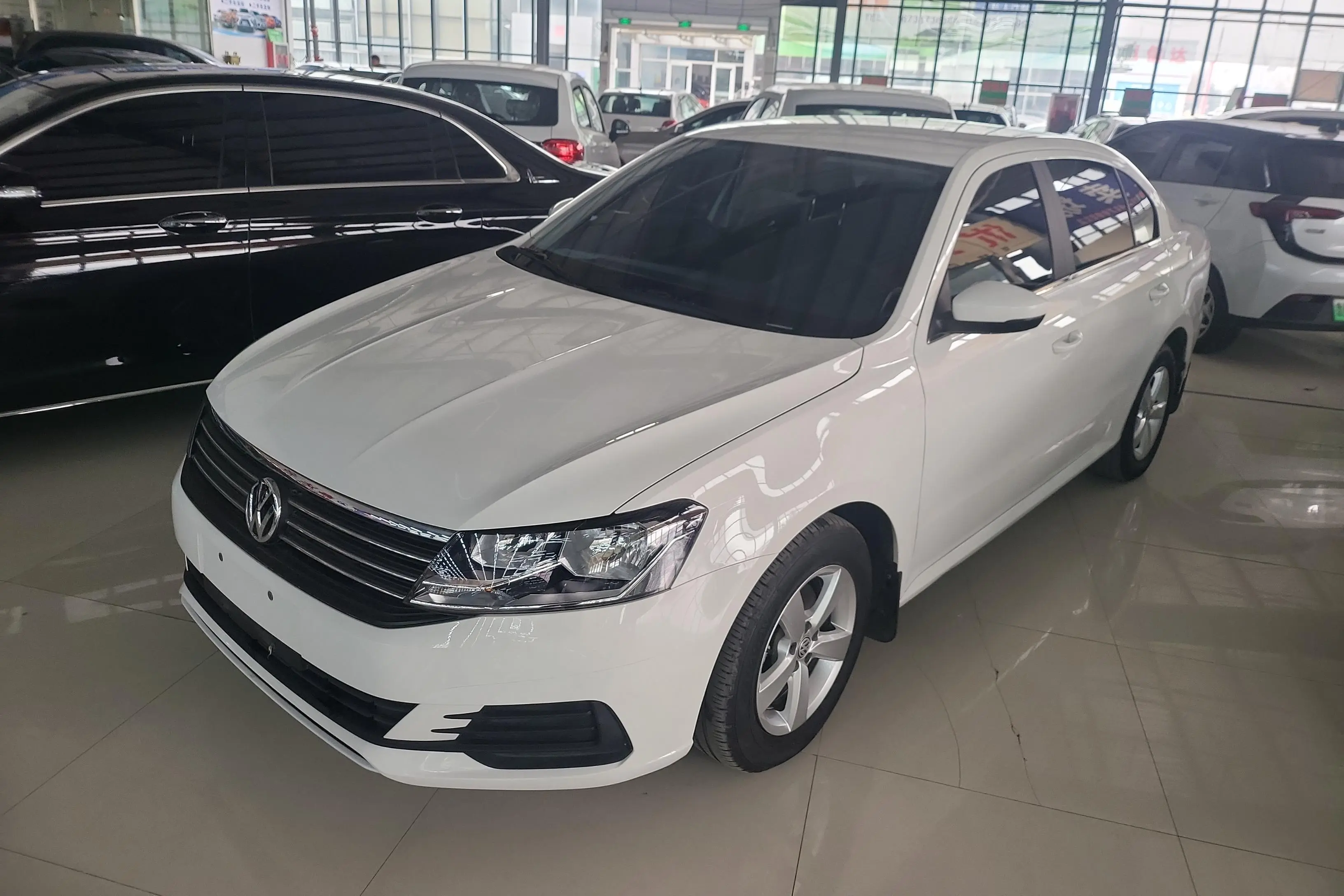 Volkswagen Lavida  из Китая