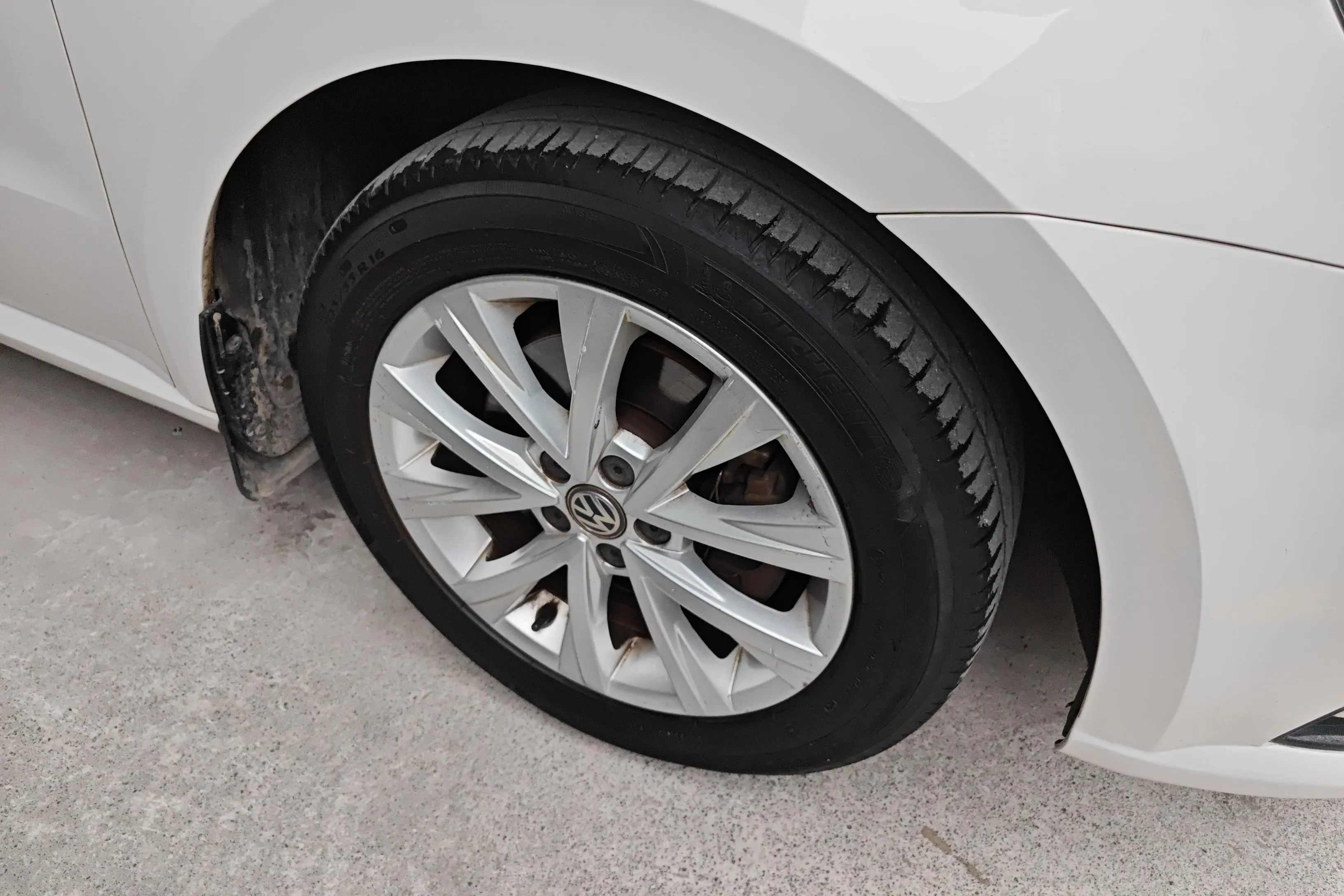 Volkswagen Lavida  из Китая