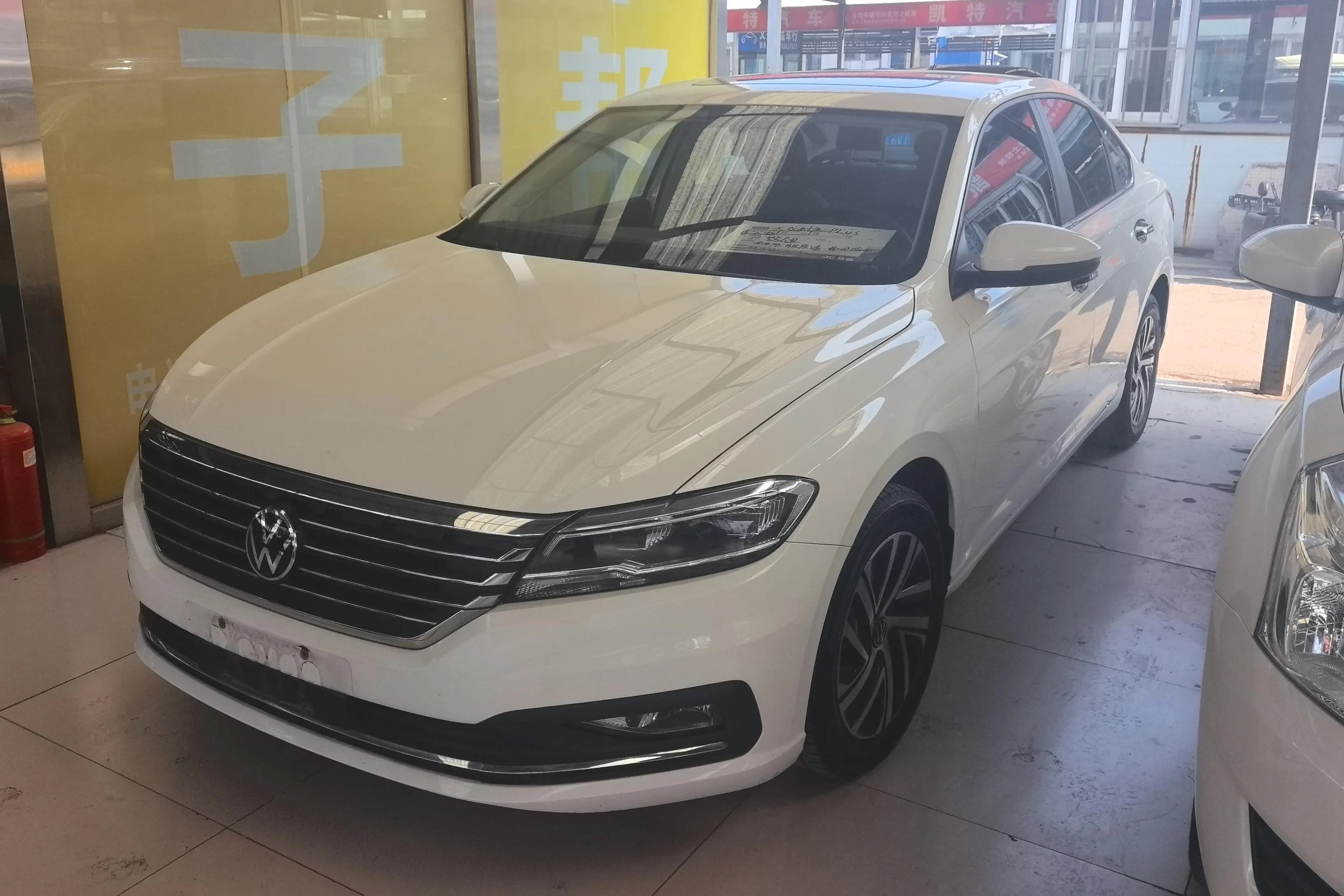 Volkswagen Lavida  из Китая