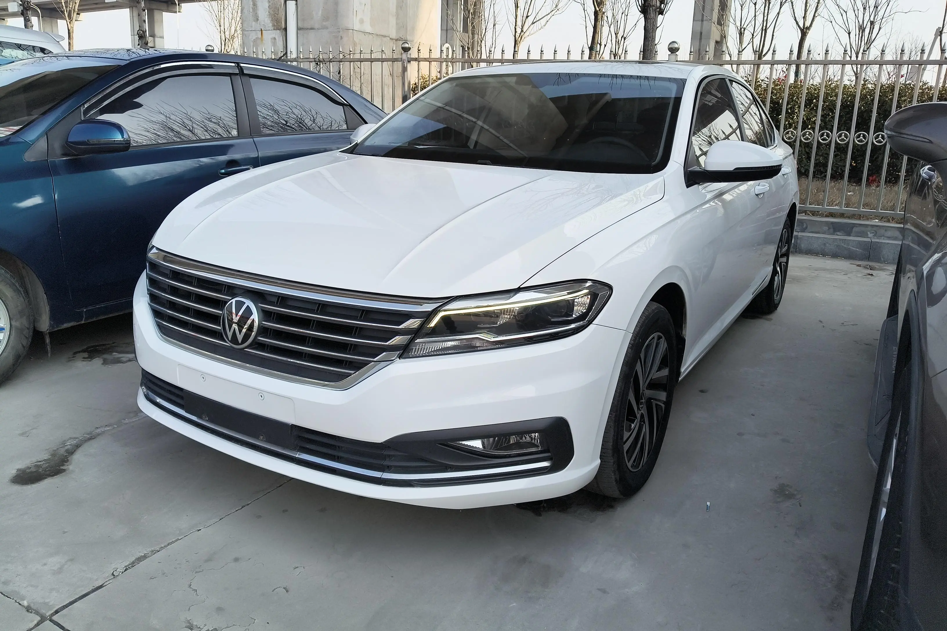 Volkswagen Lavida  из Китая