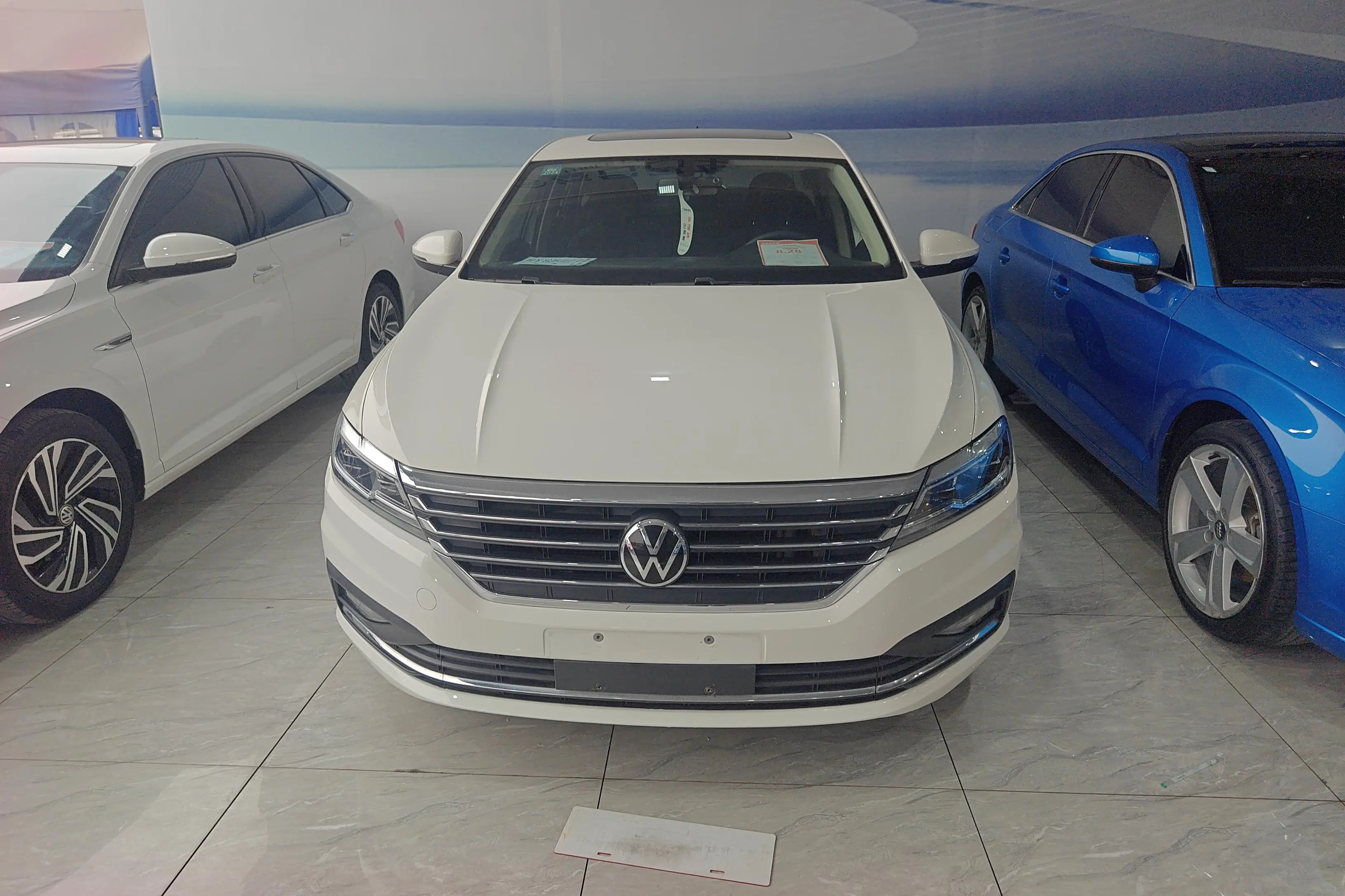 Volkswagen Lavida  из Китая