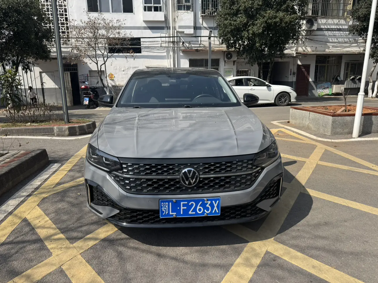 Volkswagen Lavida  из Китая