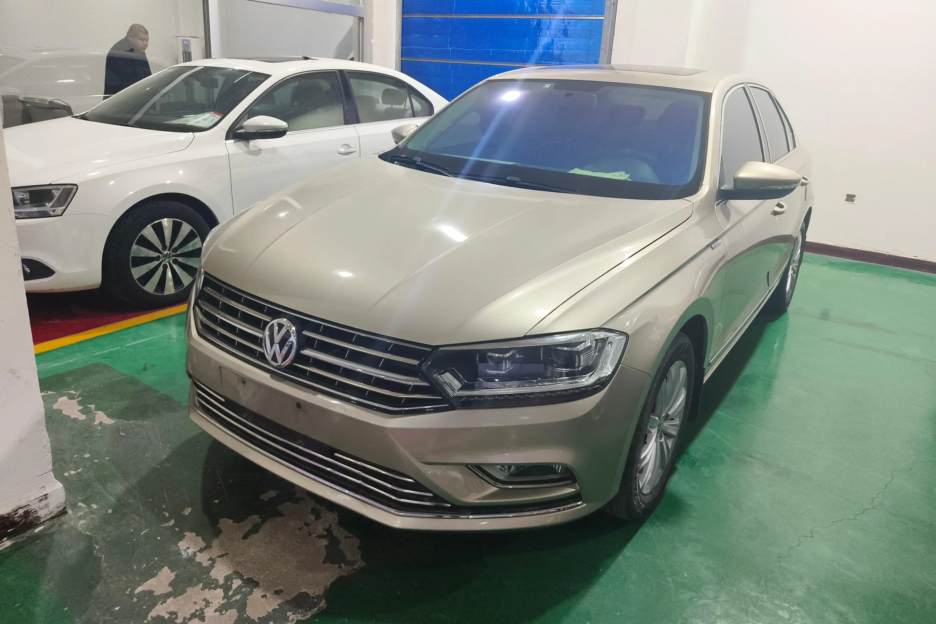 Volkswagen Bora  из Китая