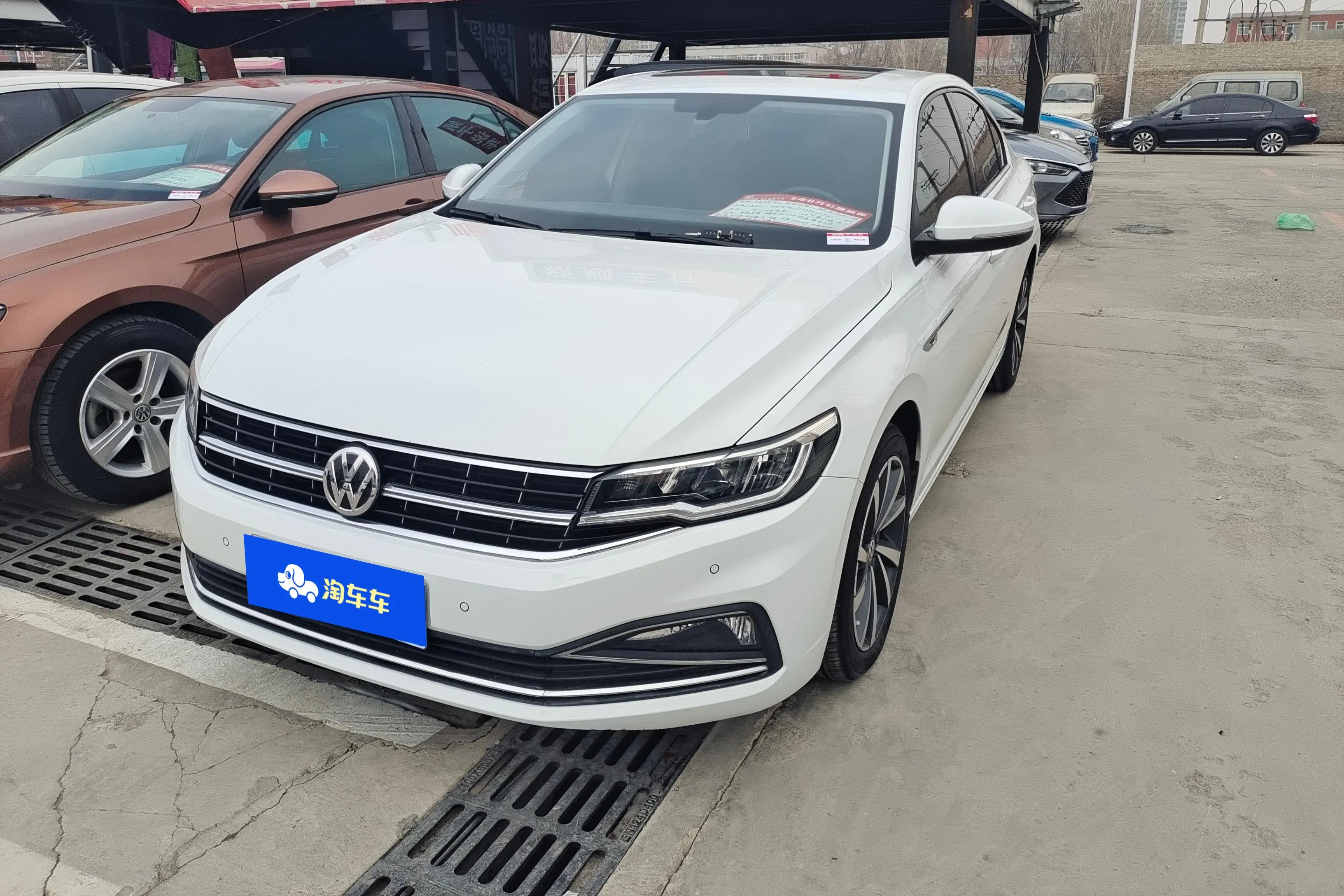Volkswagen Bora  из Китая