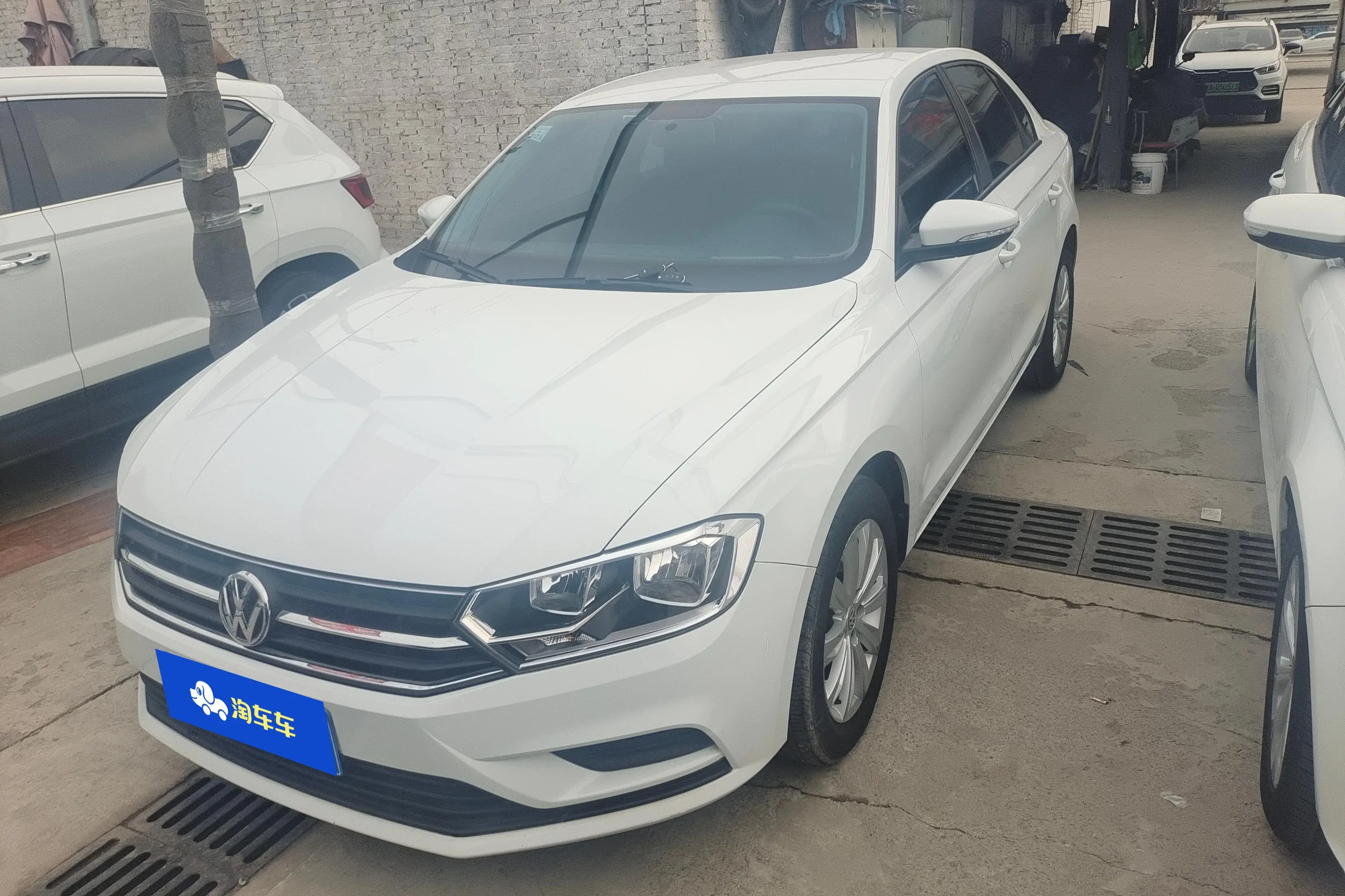 Volkswagen Bora  из Китая