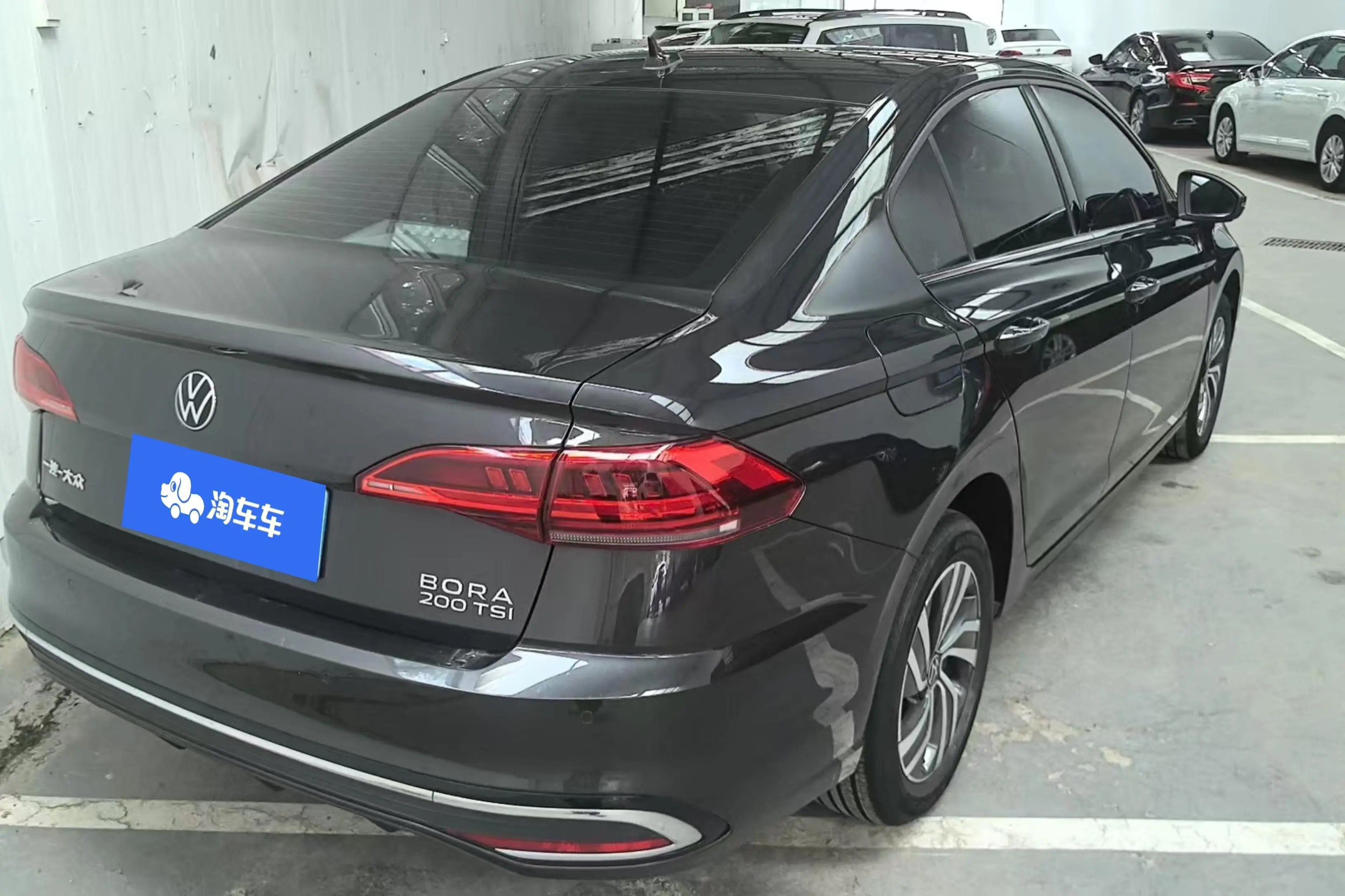 Volkswagen Bora  из Китая