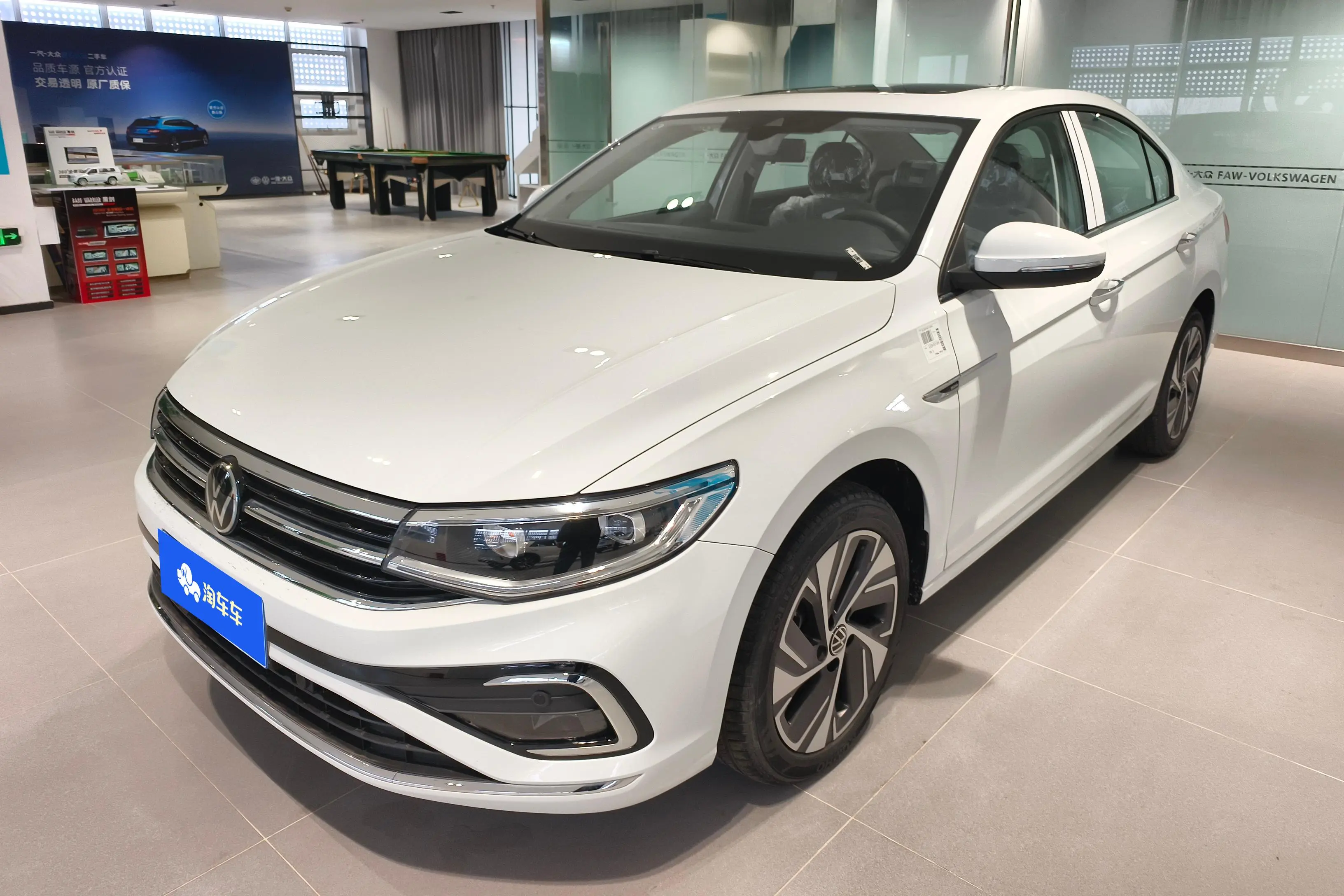 Volkswagen Bora  из Китая