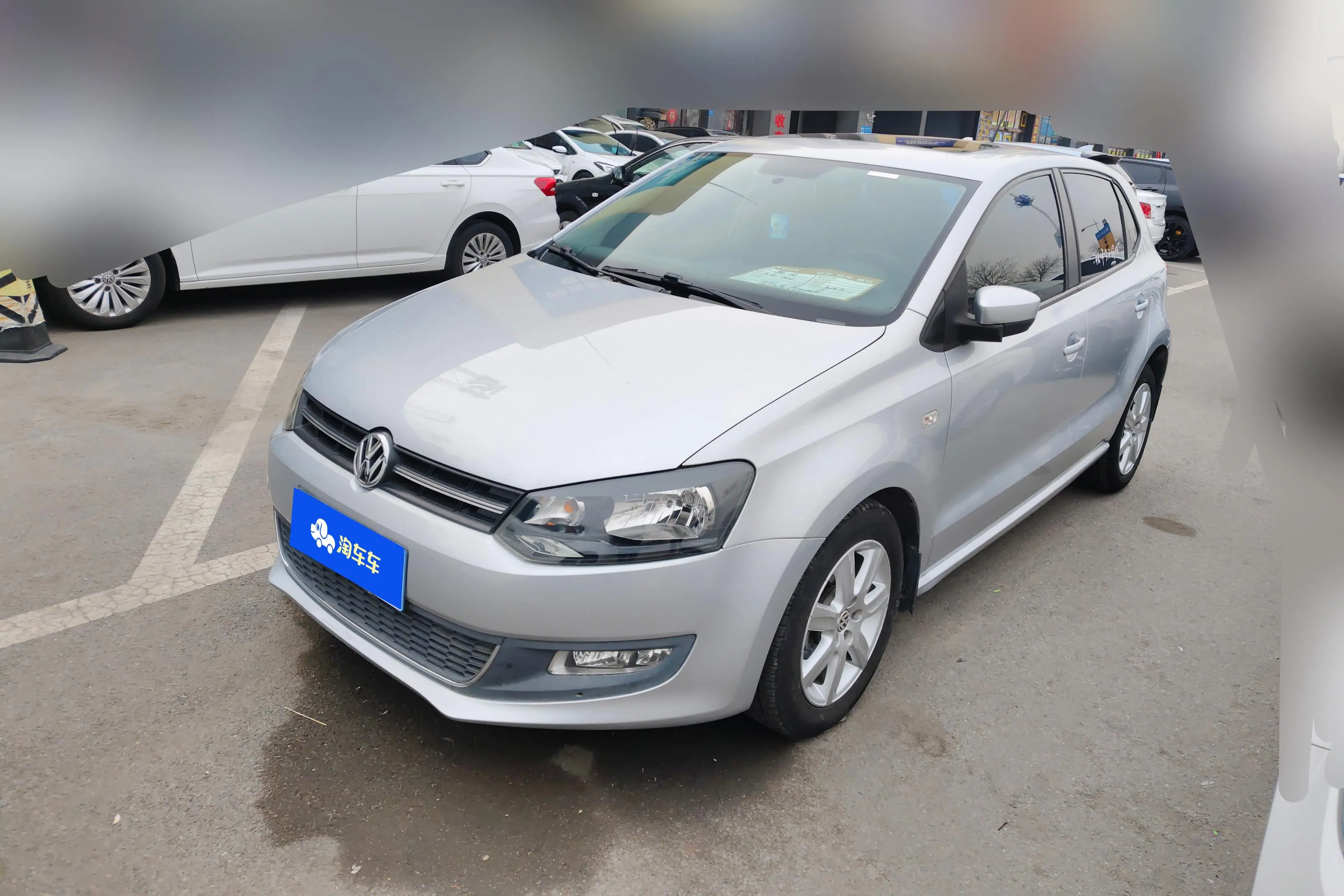 Volkswagen Polo  из Китая