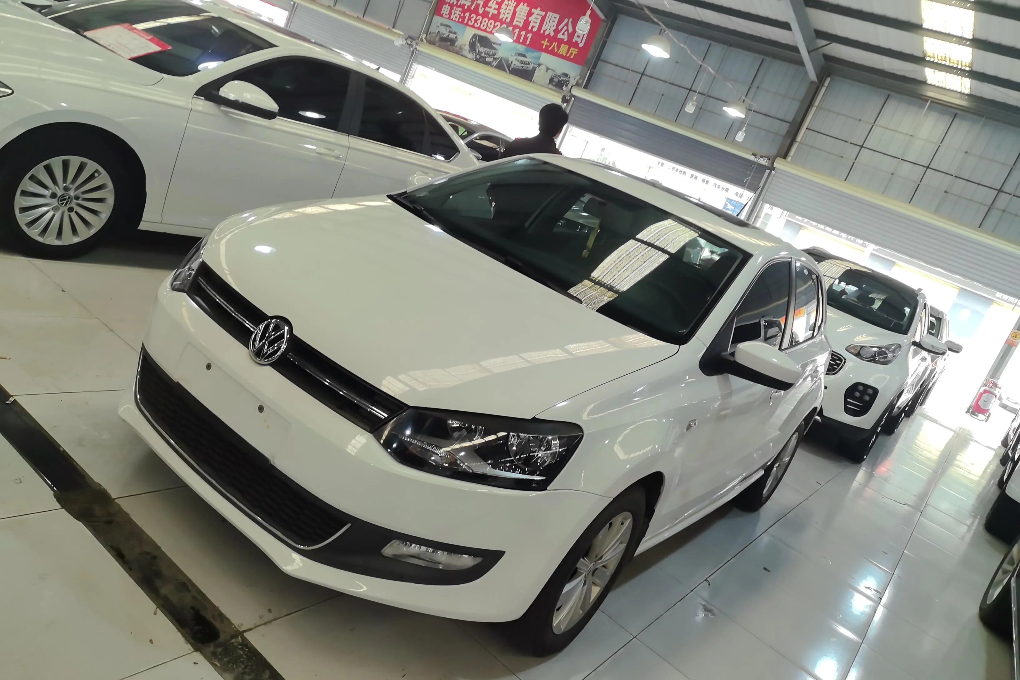 Volkswagen Polo  из Китая