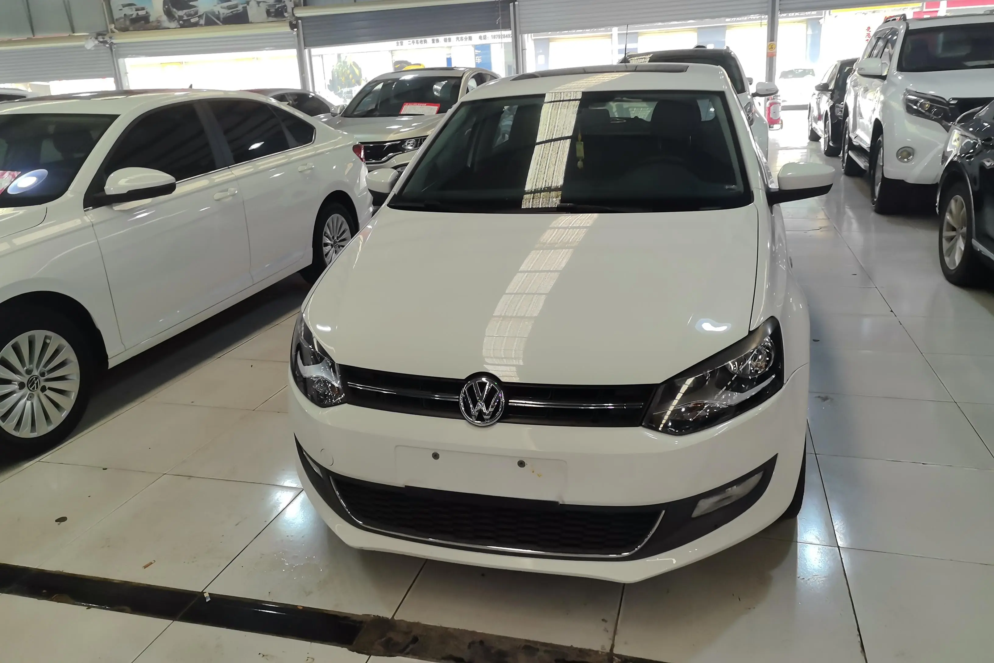 Volkswagen Polo  из Китая