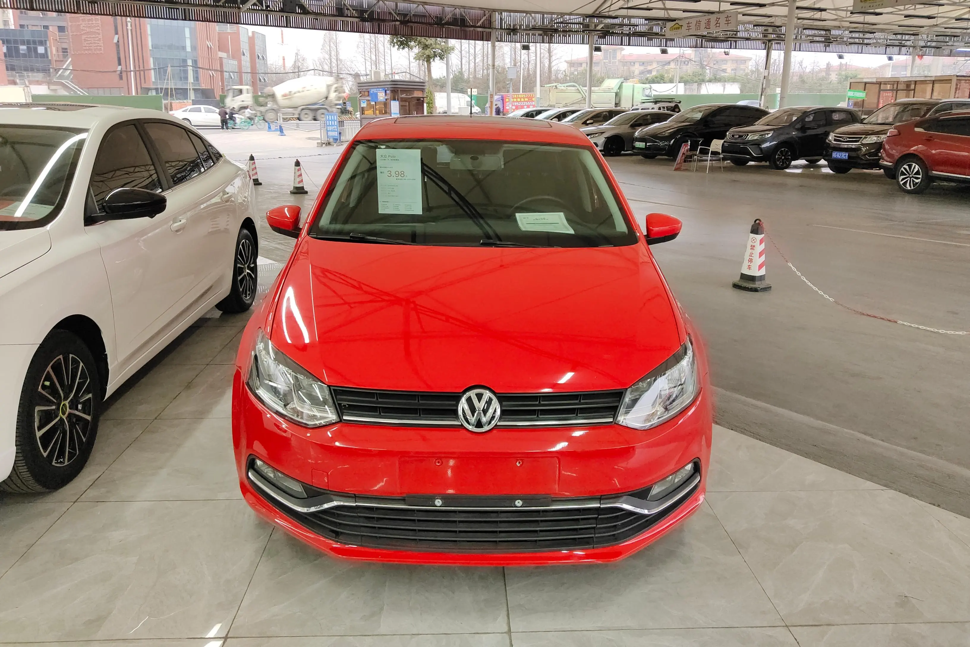 Volkswagen Polo  из Китая