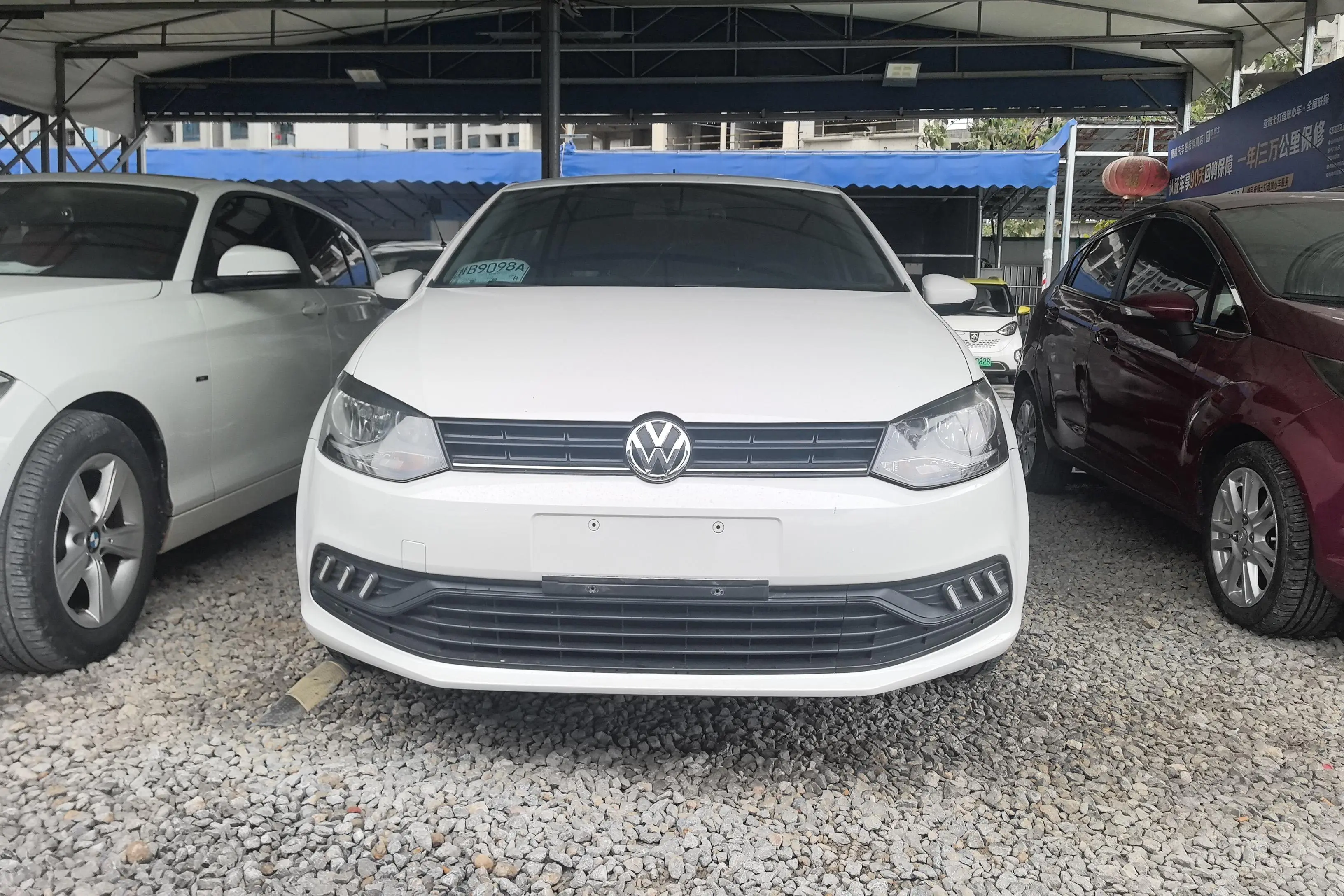 Volkswagen Polo  из Китая