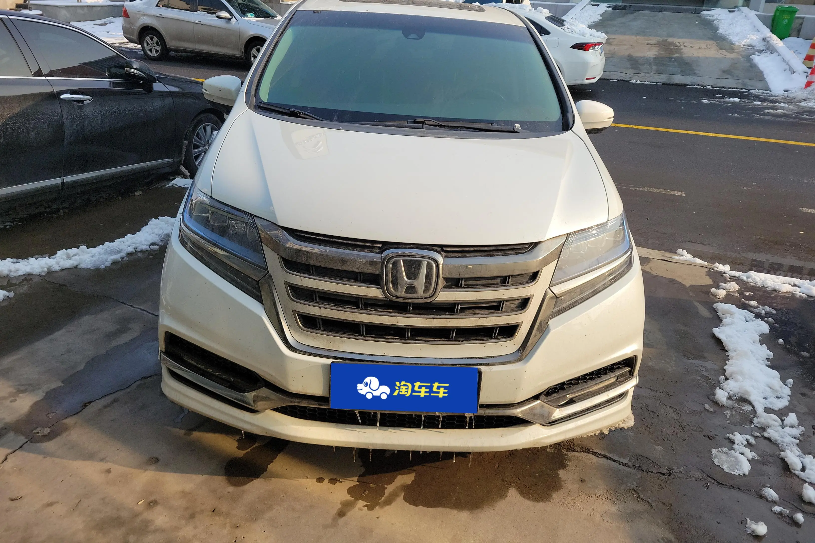 Honda Elysion (Alison)  из Китая