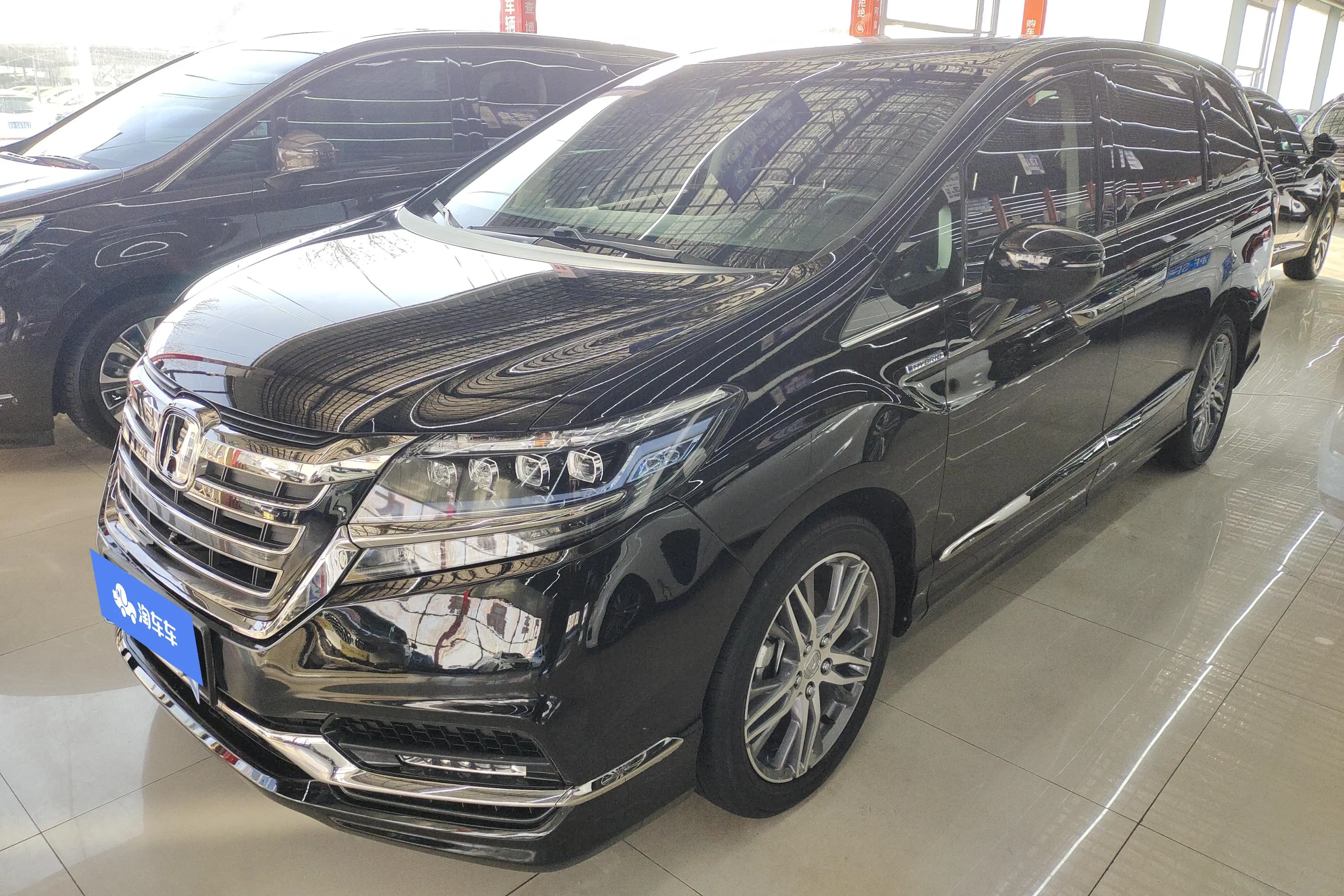 Honda Elysion (Alison)  из Китая