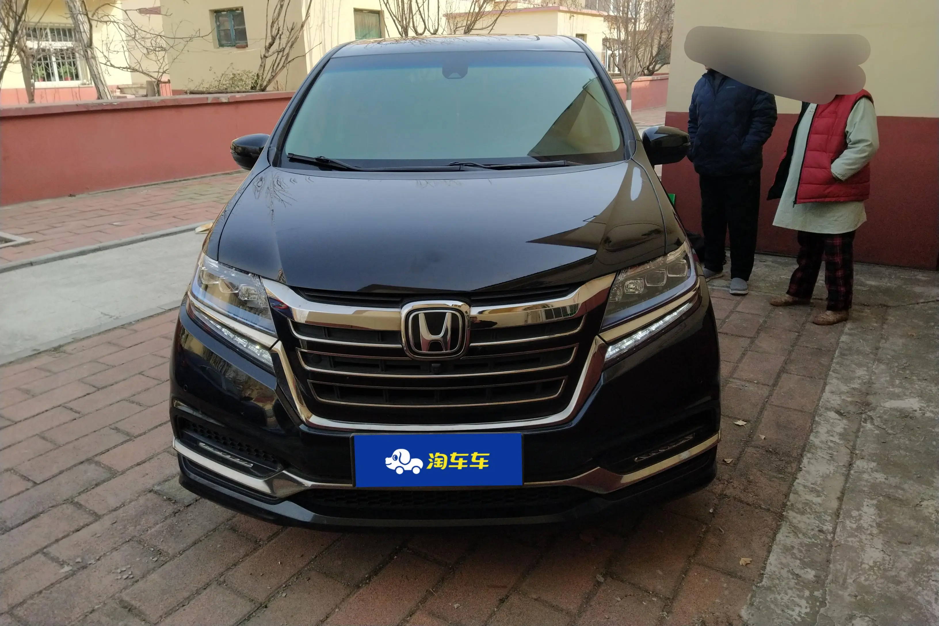 Honda Elysion (Alison)  из Китая