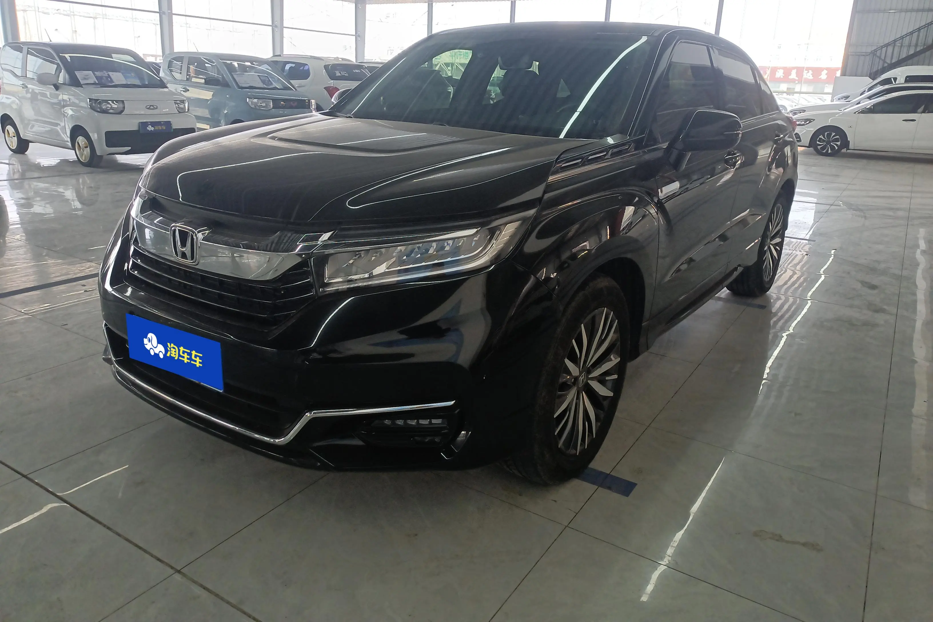 Honda Avancier (Crown Road)  из Китая