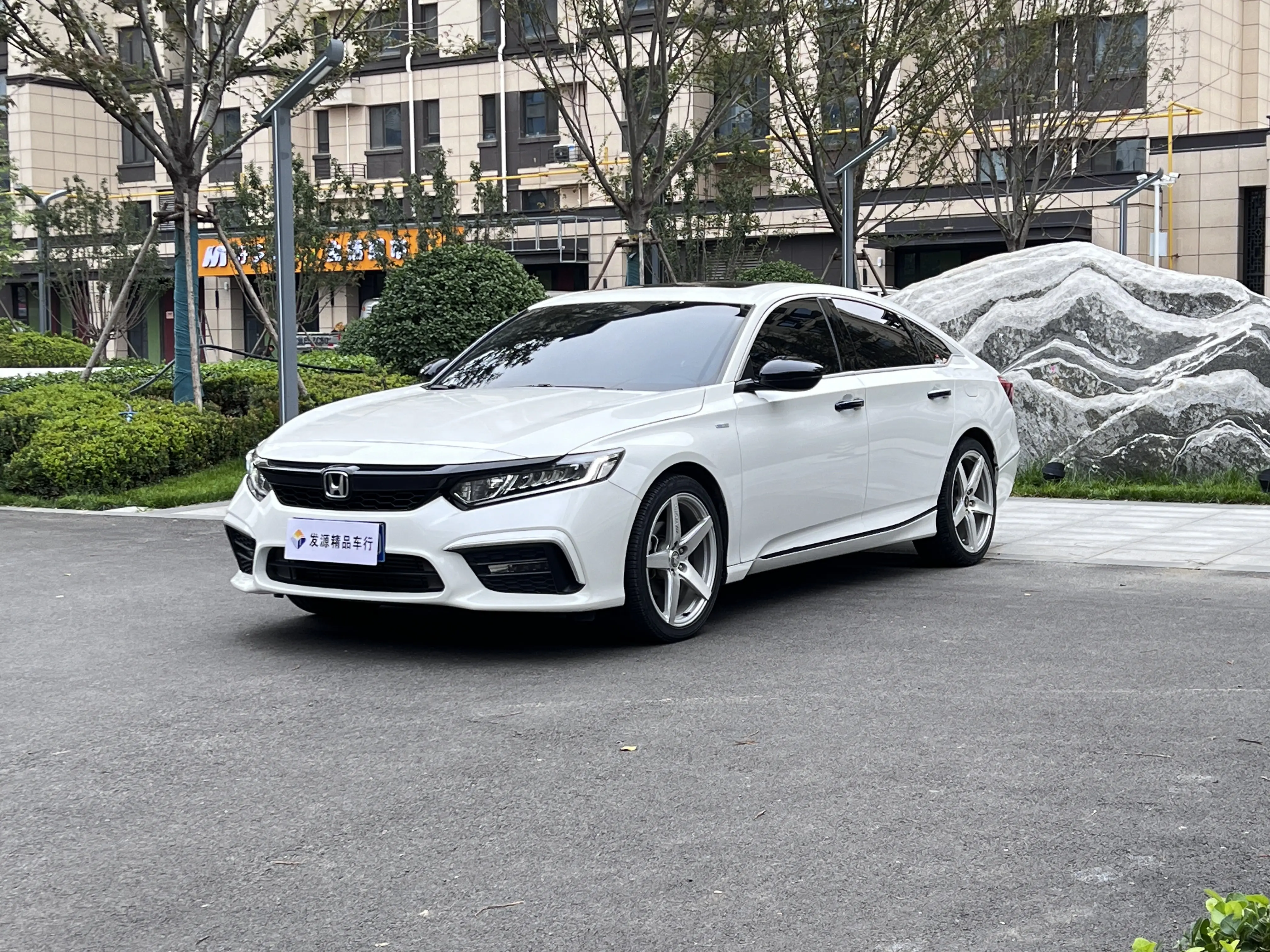 Honda Inspire (Yingshipai)  из Китая