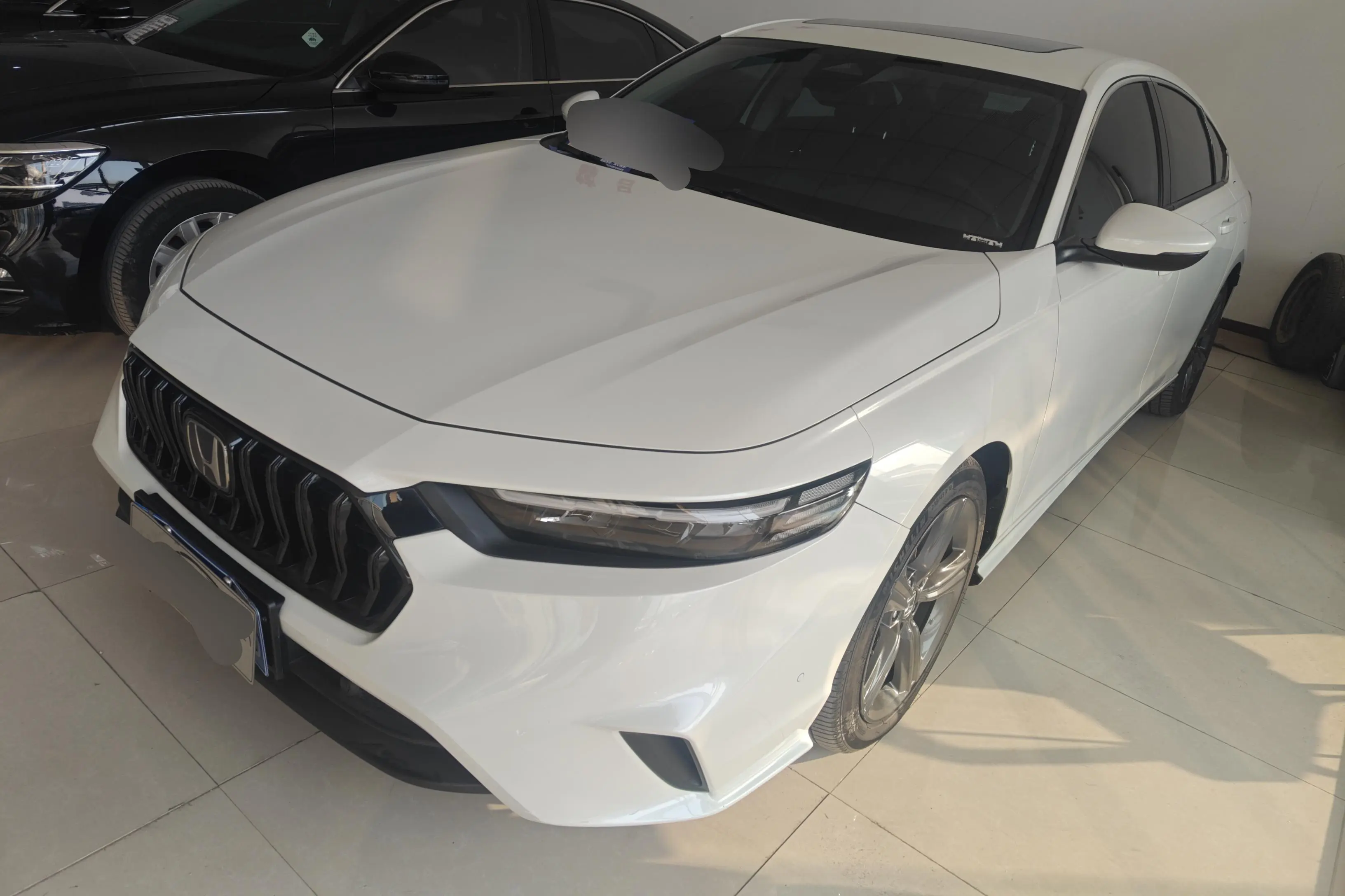 Honda Inspire (Yingshipai)  из Китая