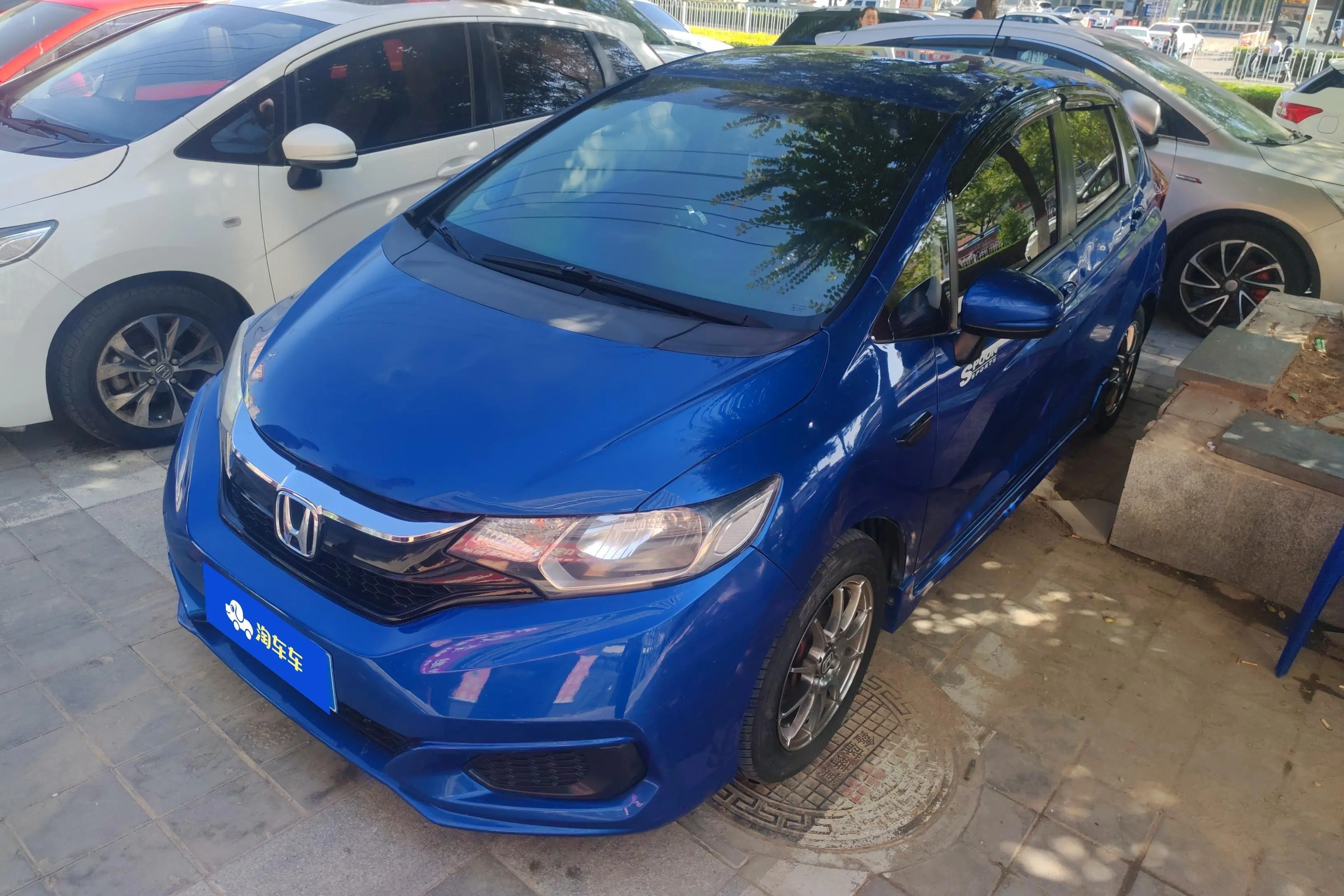 Honda Fit  из Китая