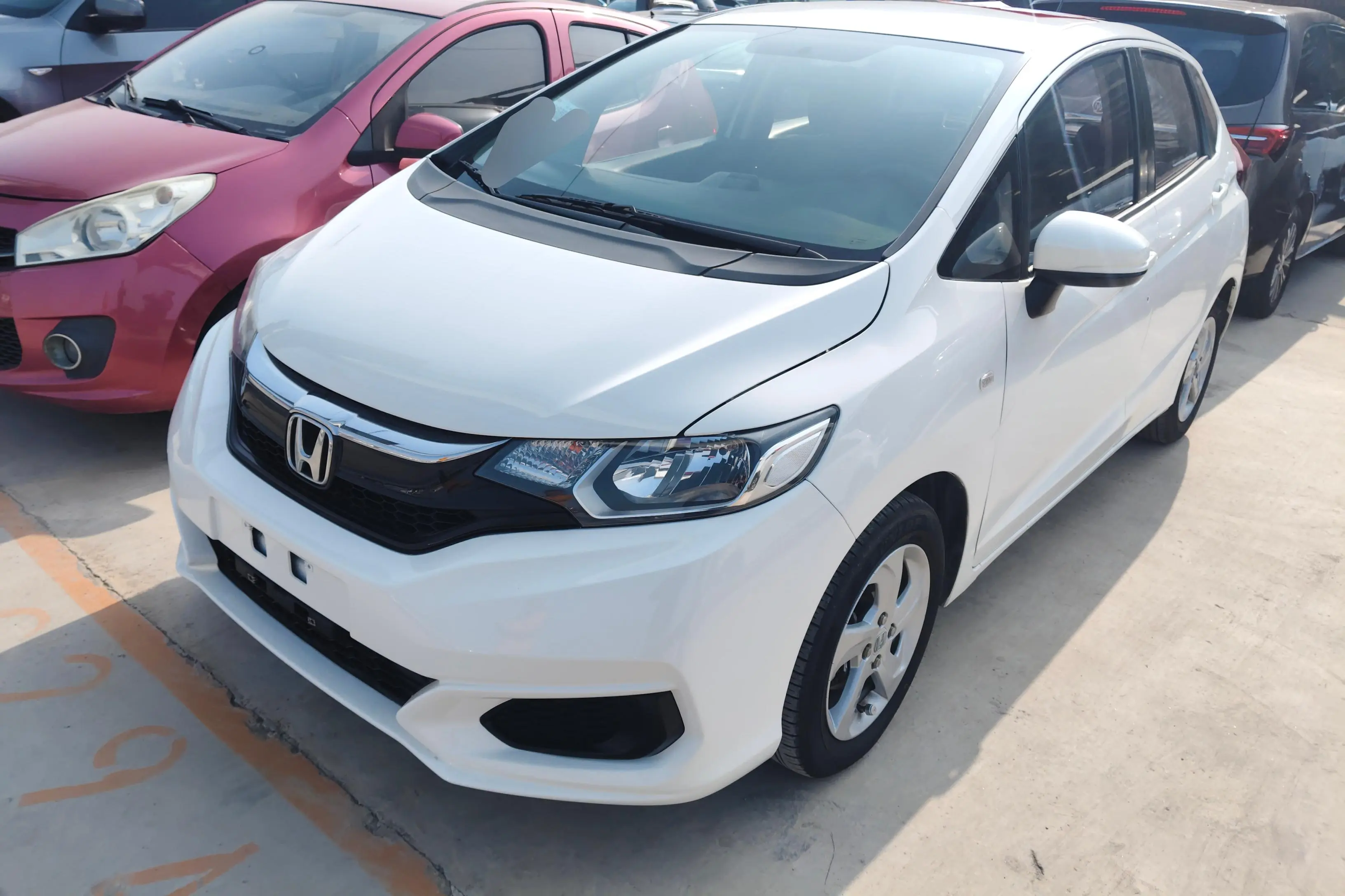 Honda Fit  из Китая