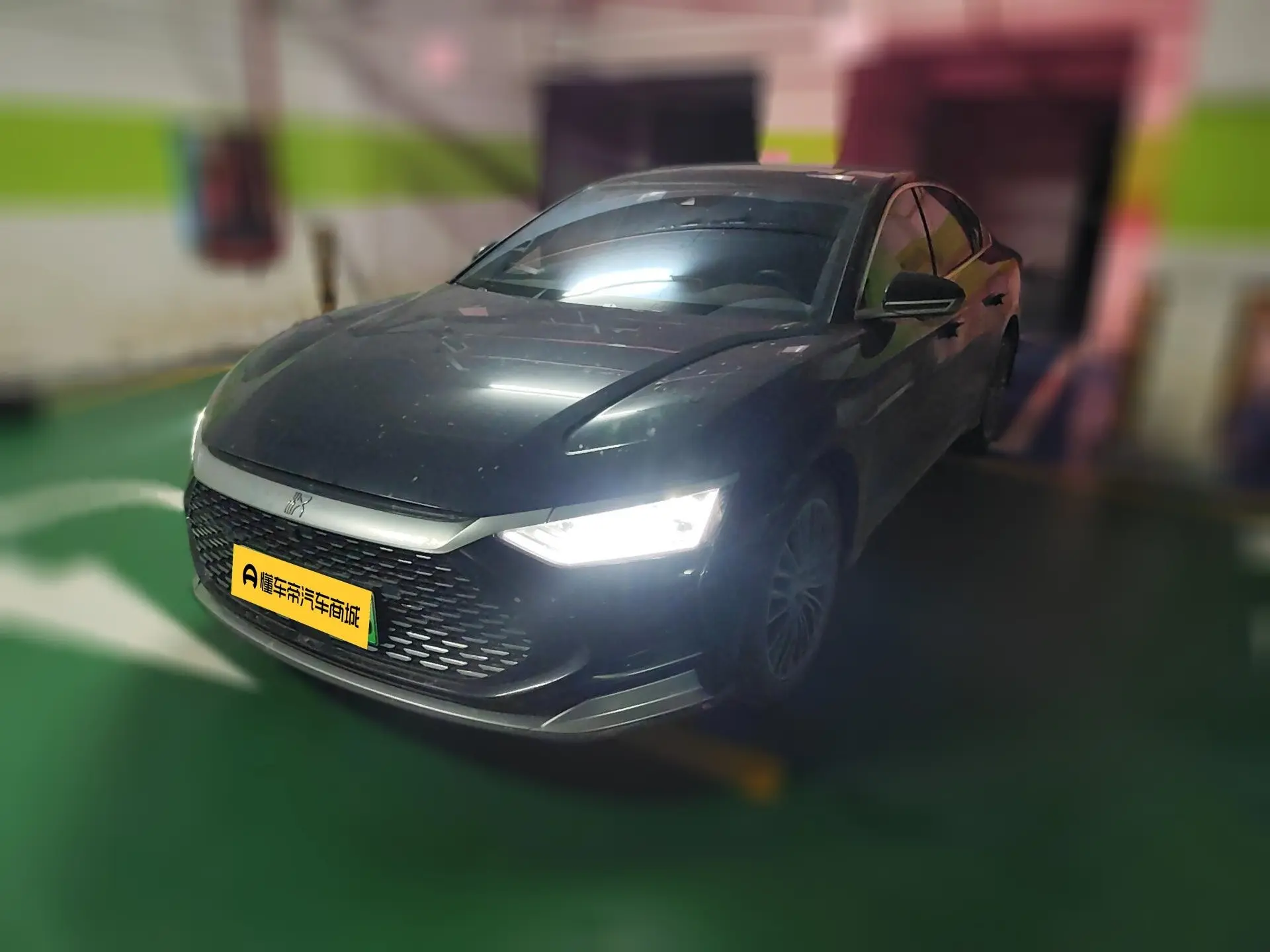 BYD HAN DM  из Китая