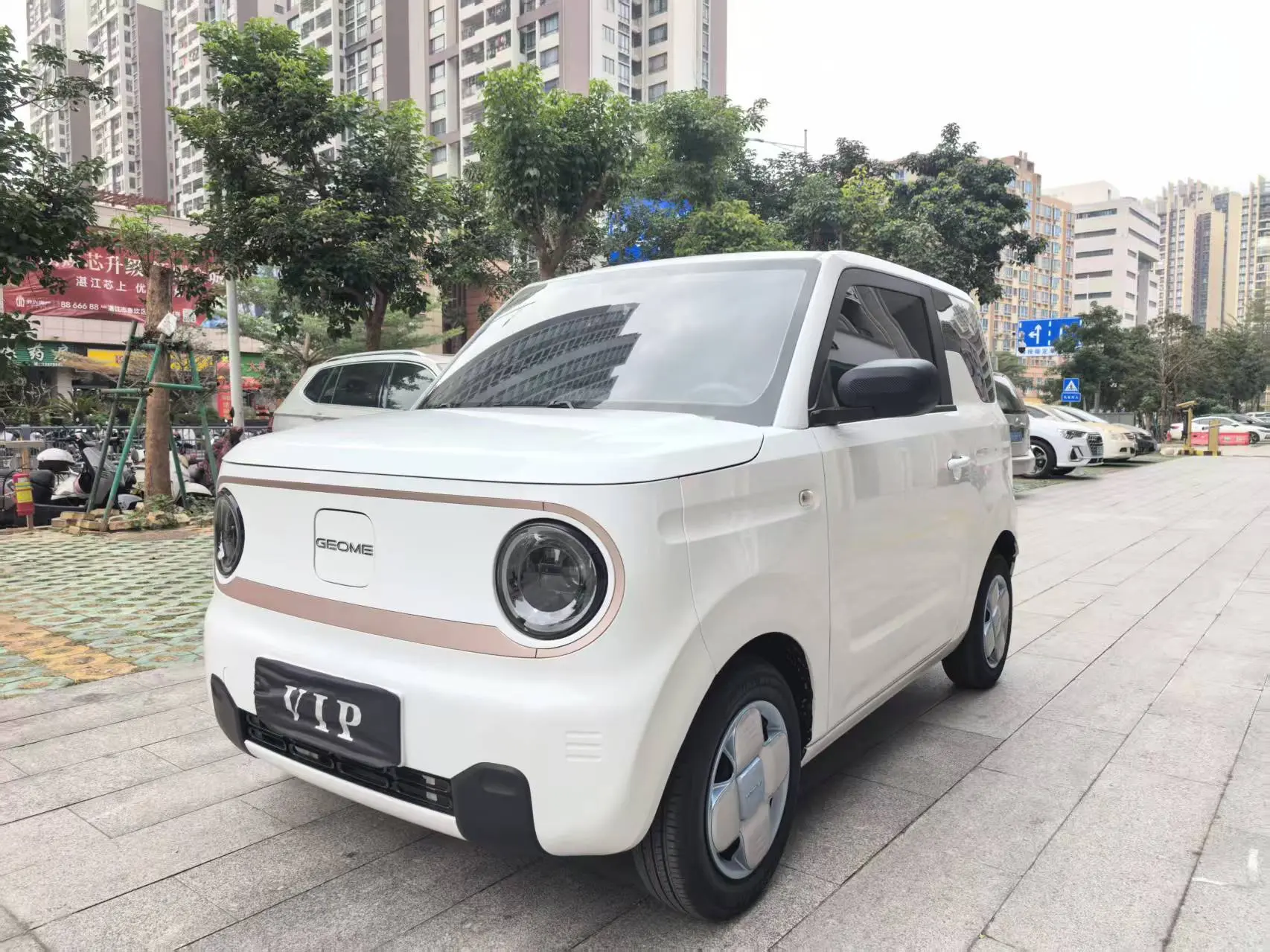 Geely Panda  из Китая