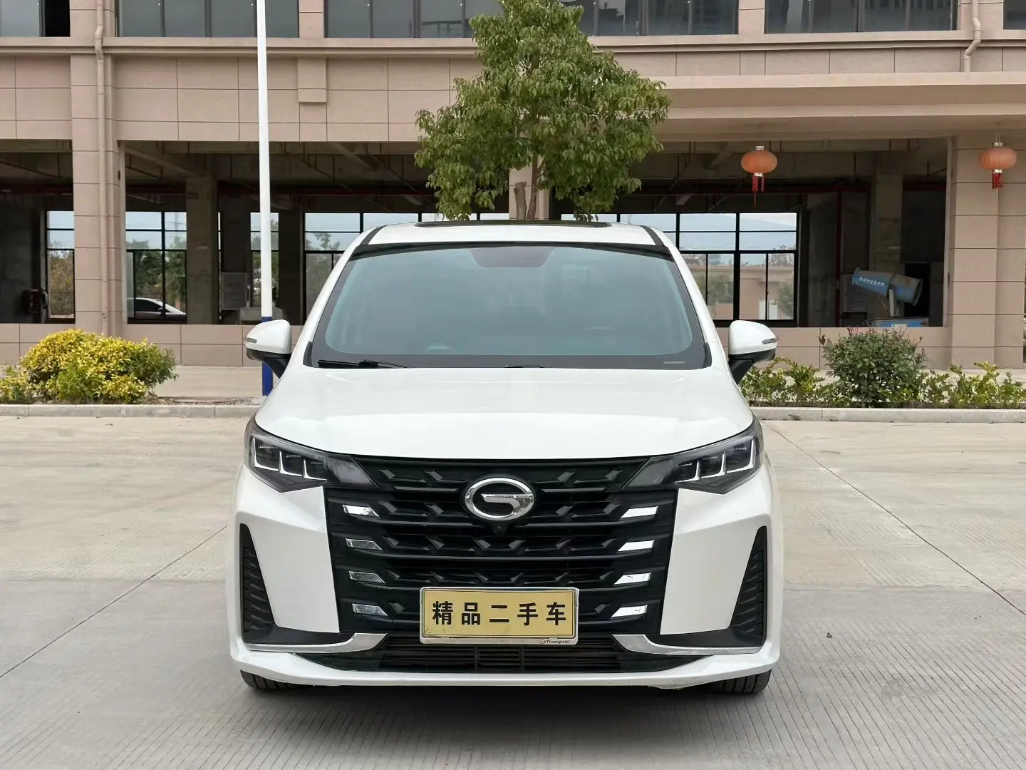 GAC Trumpchi M6  из Китая