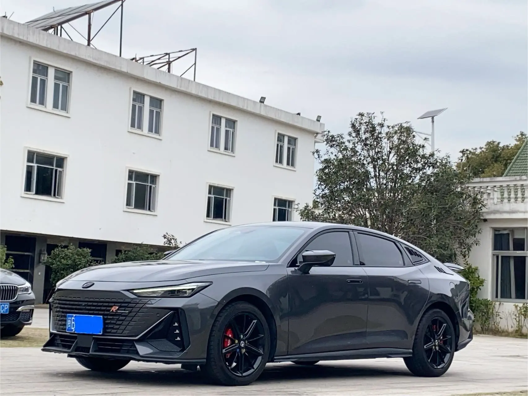 Changan UNI-V  из Китая