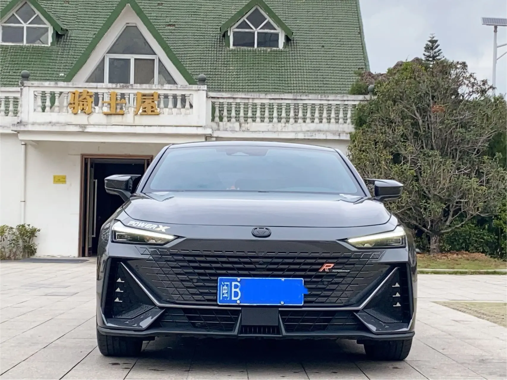 Changan UNI-V  из Китая