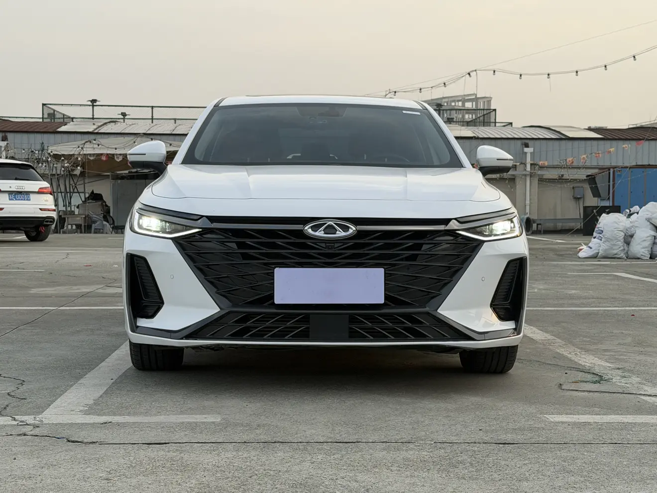 Chery Arrizo 8  из Китая